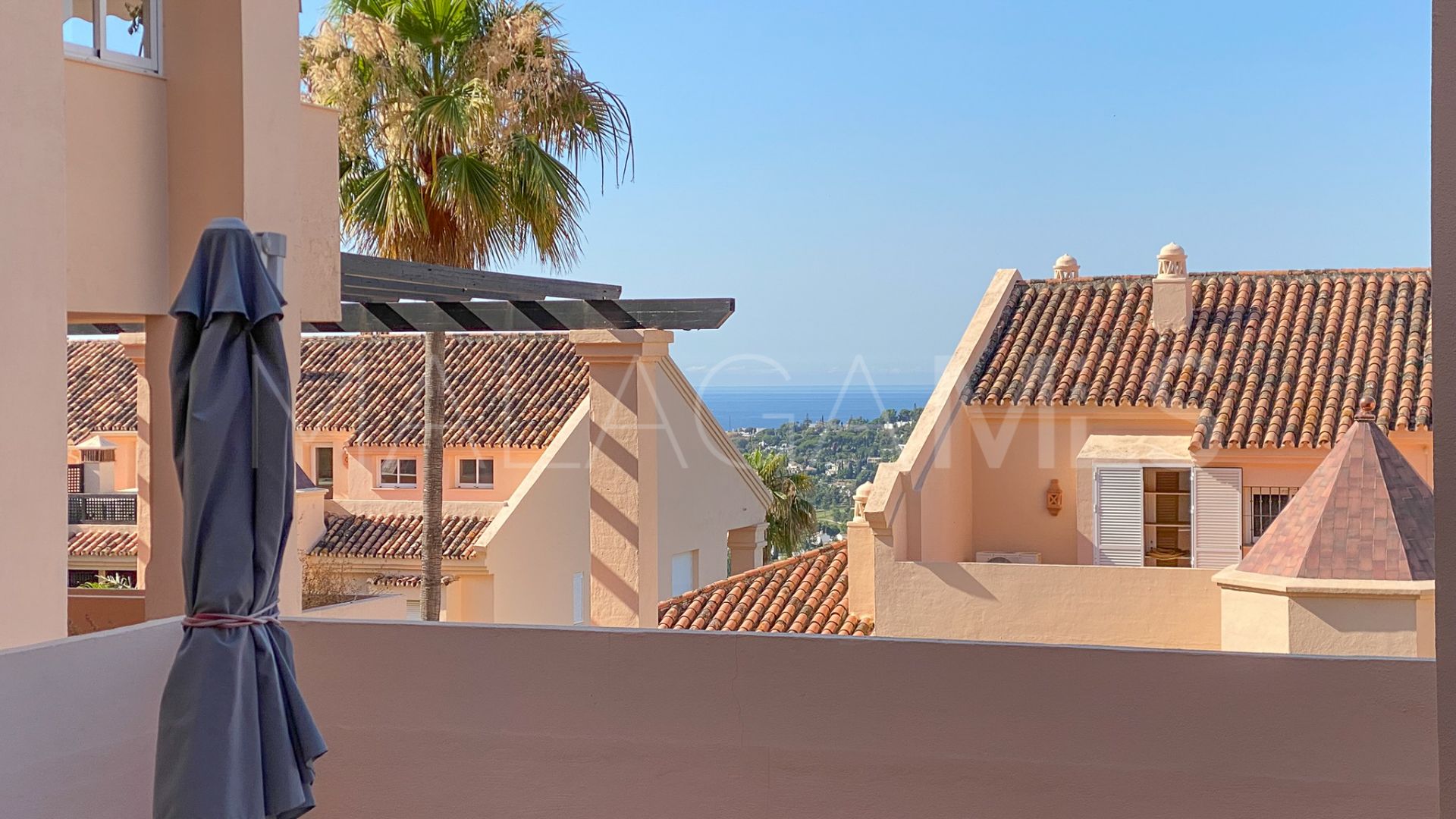 Nueva Andalucia, apartamento planta baja a la venta with 2 bedrooms