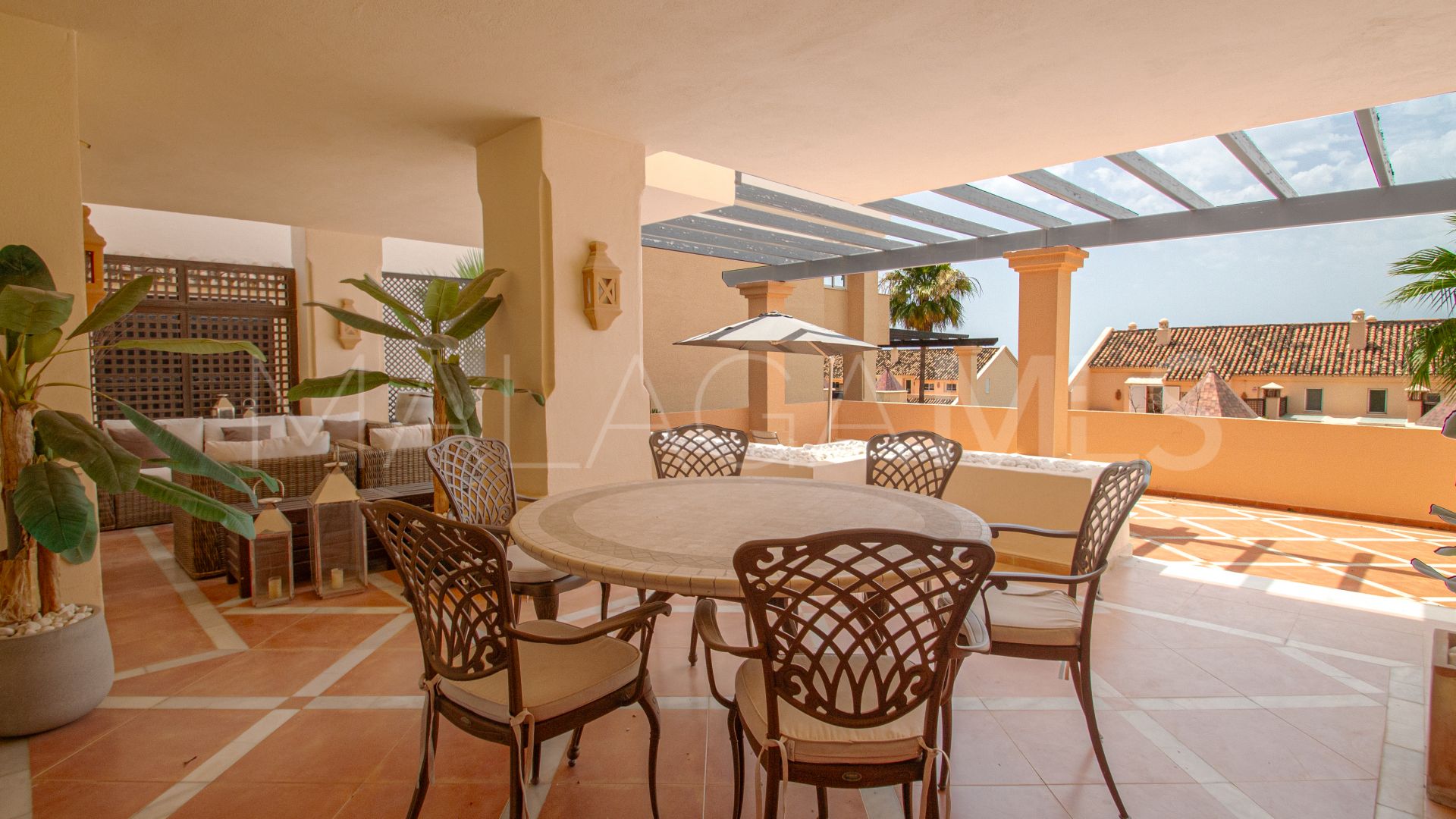 Erdgeschosswohnung for sale in Nueva Andalucia