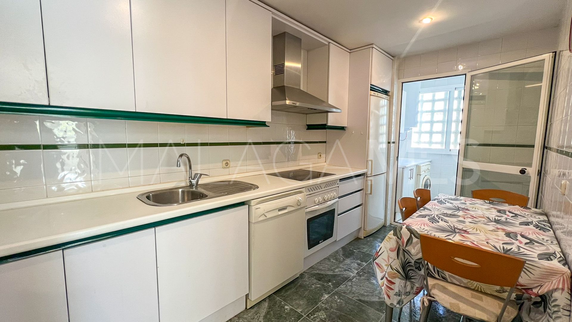 Lägenhet for sale in Marbella Golden Mile