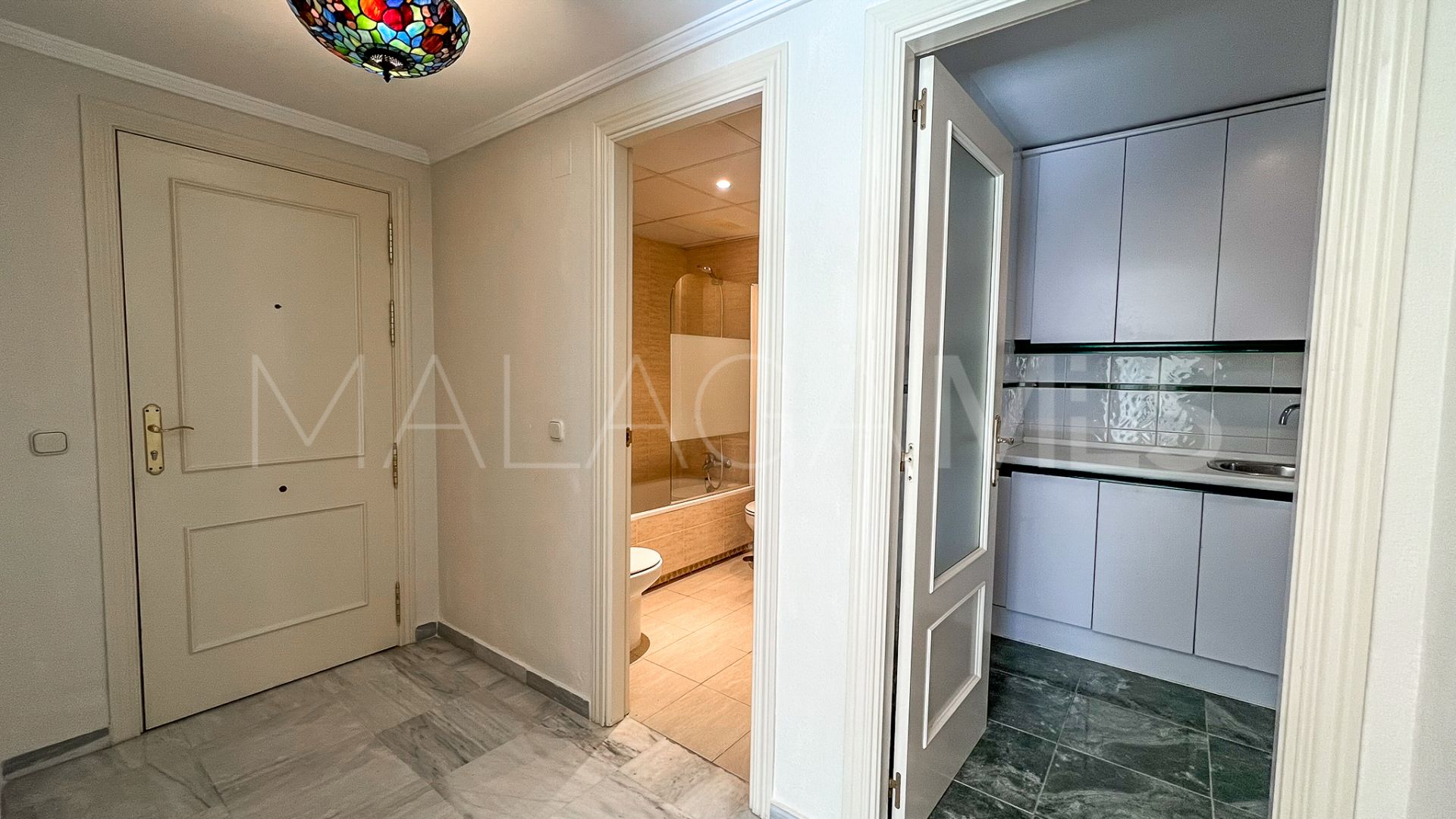 Lägenhet for sale in Marbella Golden Mile