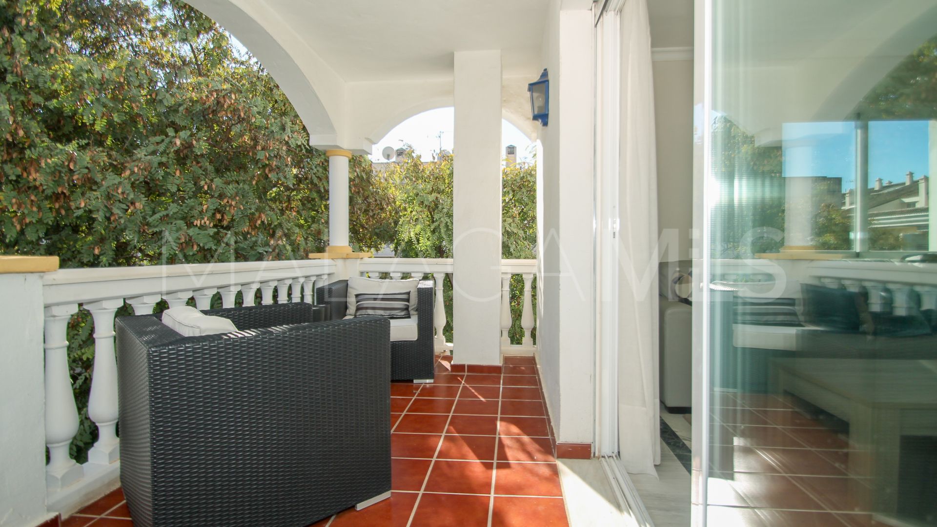Apartamento with 2 bedrooms a la venta in Marbella Golden Mile