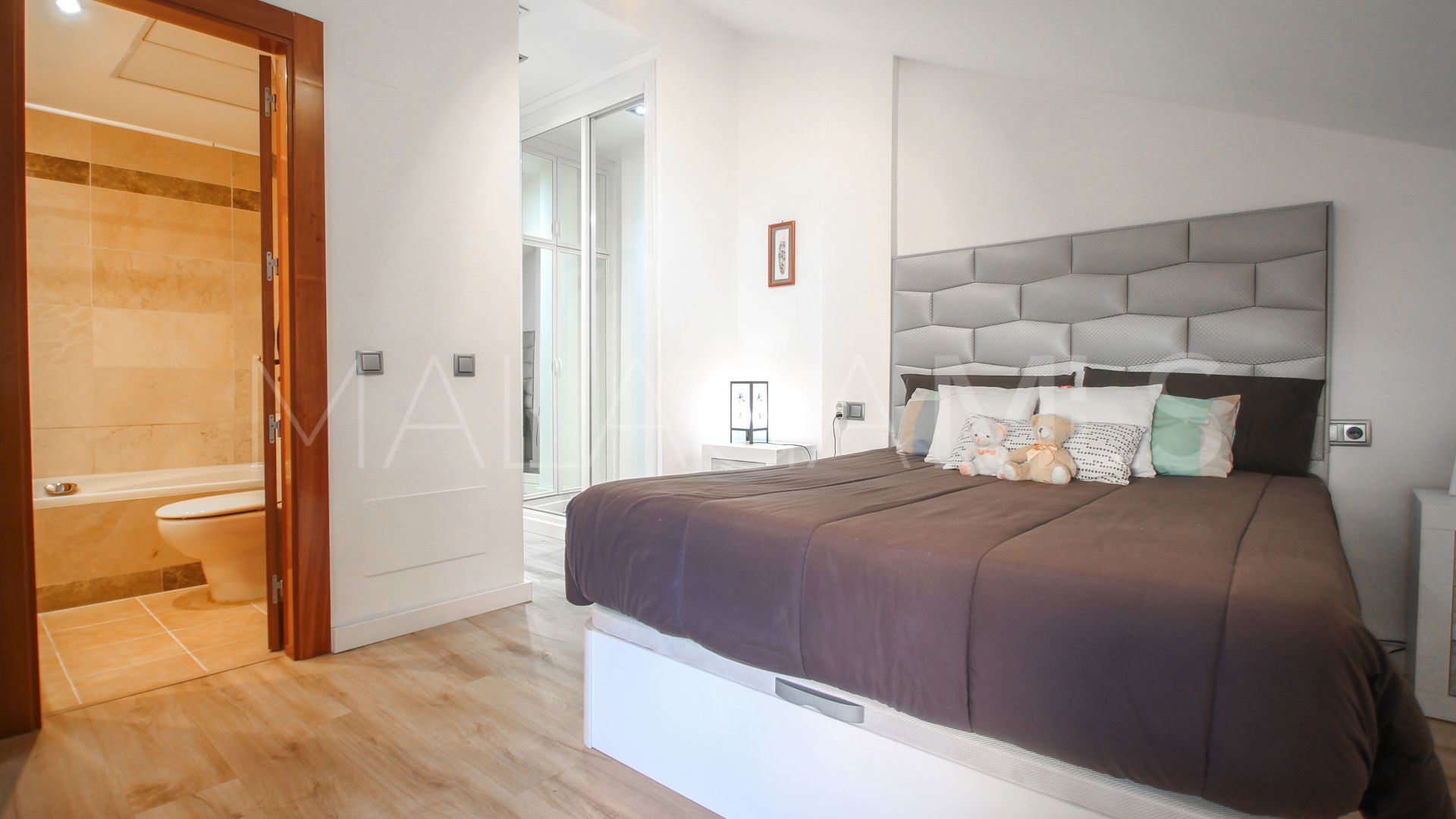 Zweistöckiges penthouse for sale in San Pedro de Alcantara