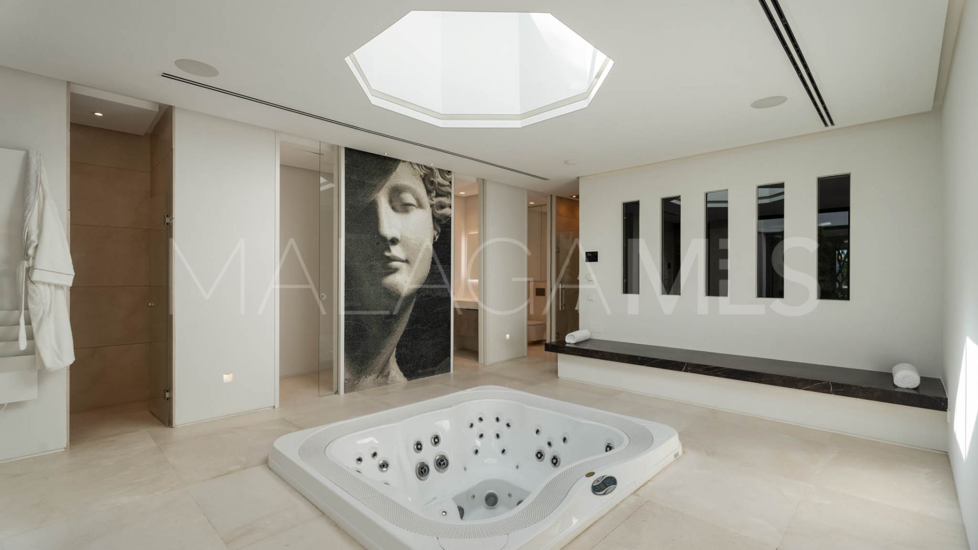 La Quinta, villa with 6 bedrooms for sale