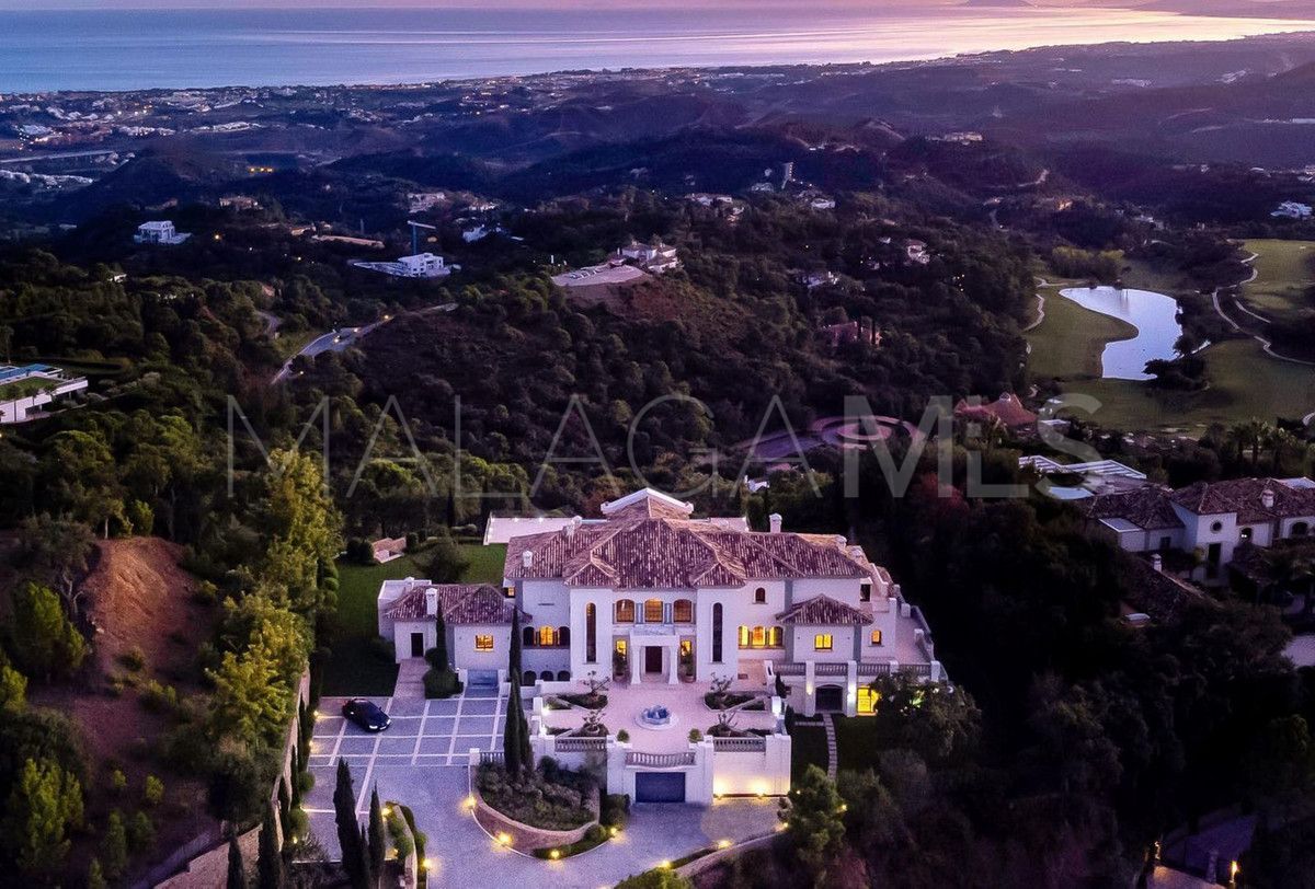Villa for sale in La Zagaleta with 9 bedrooms