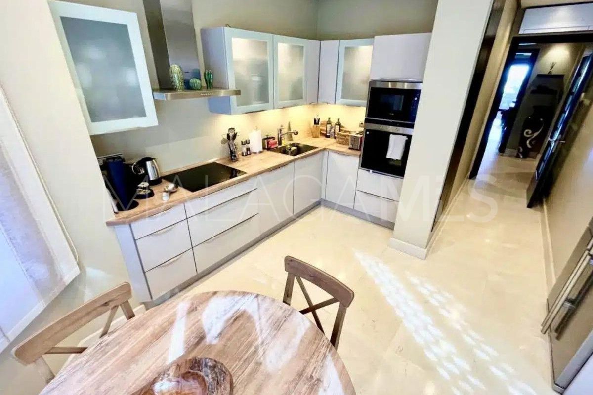 Apartamento planta baja for sale in Marbella - Puerto Banus de 2 bedrooms