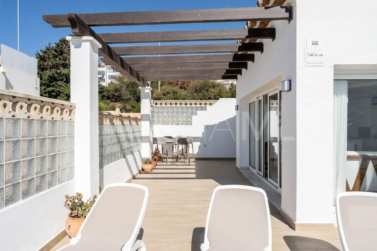 Apartment in Cala de Mijas for sale