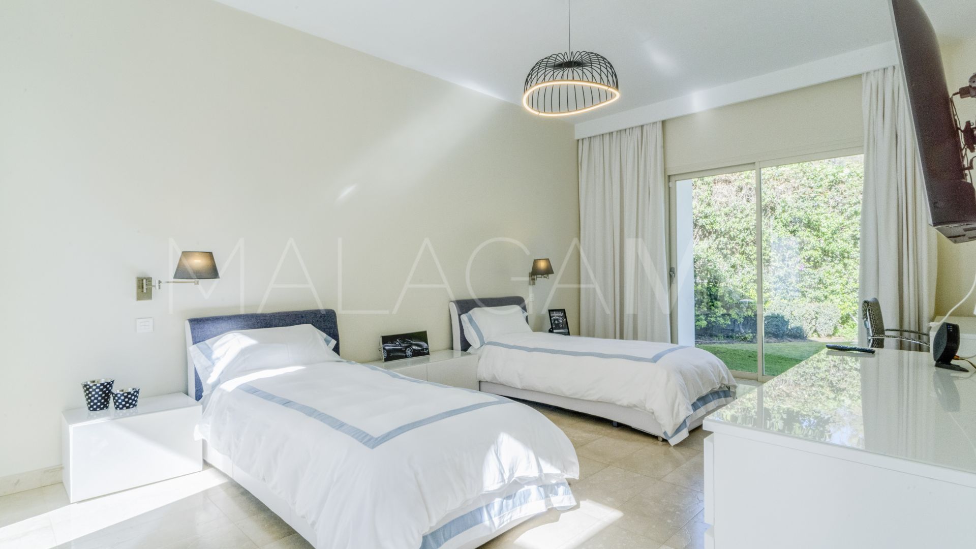 Villa for sale in Casasola