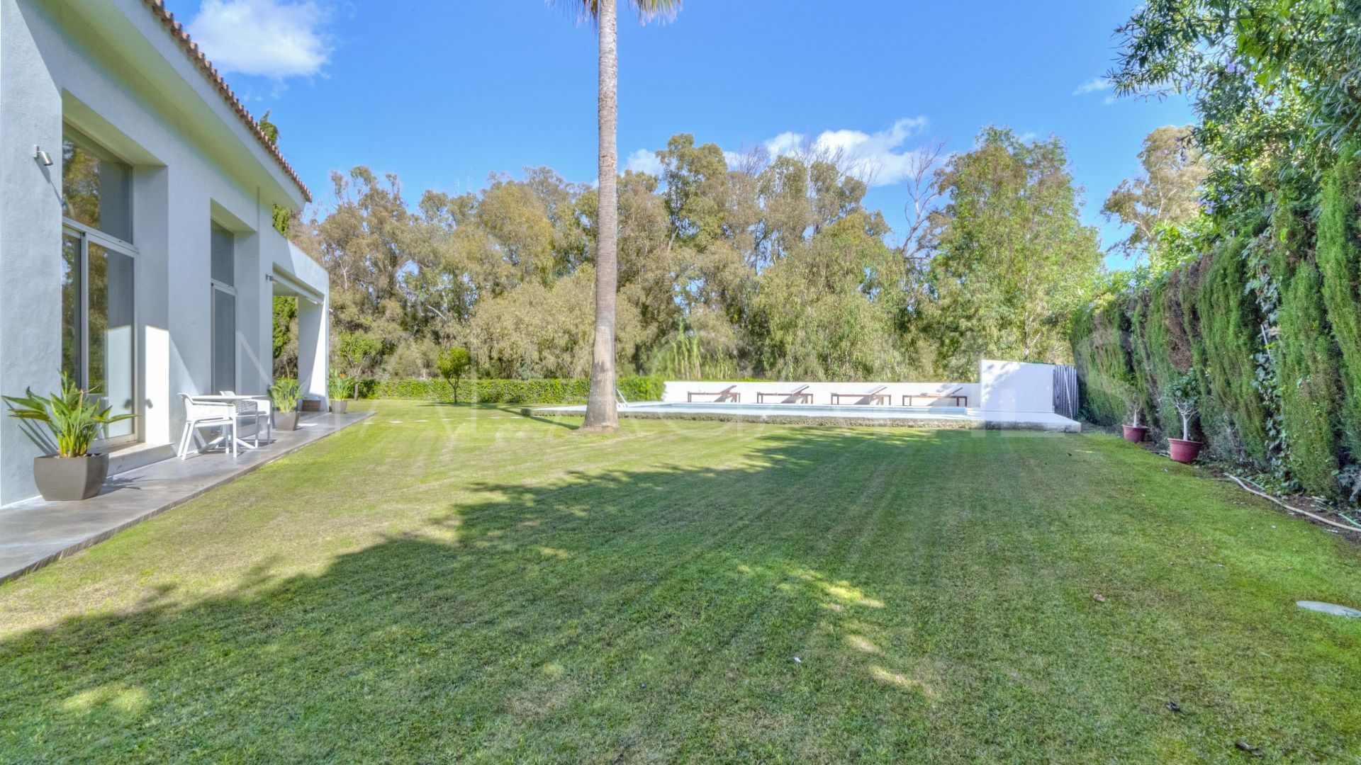Villa for sale in Casasola