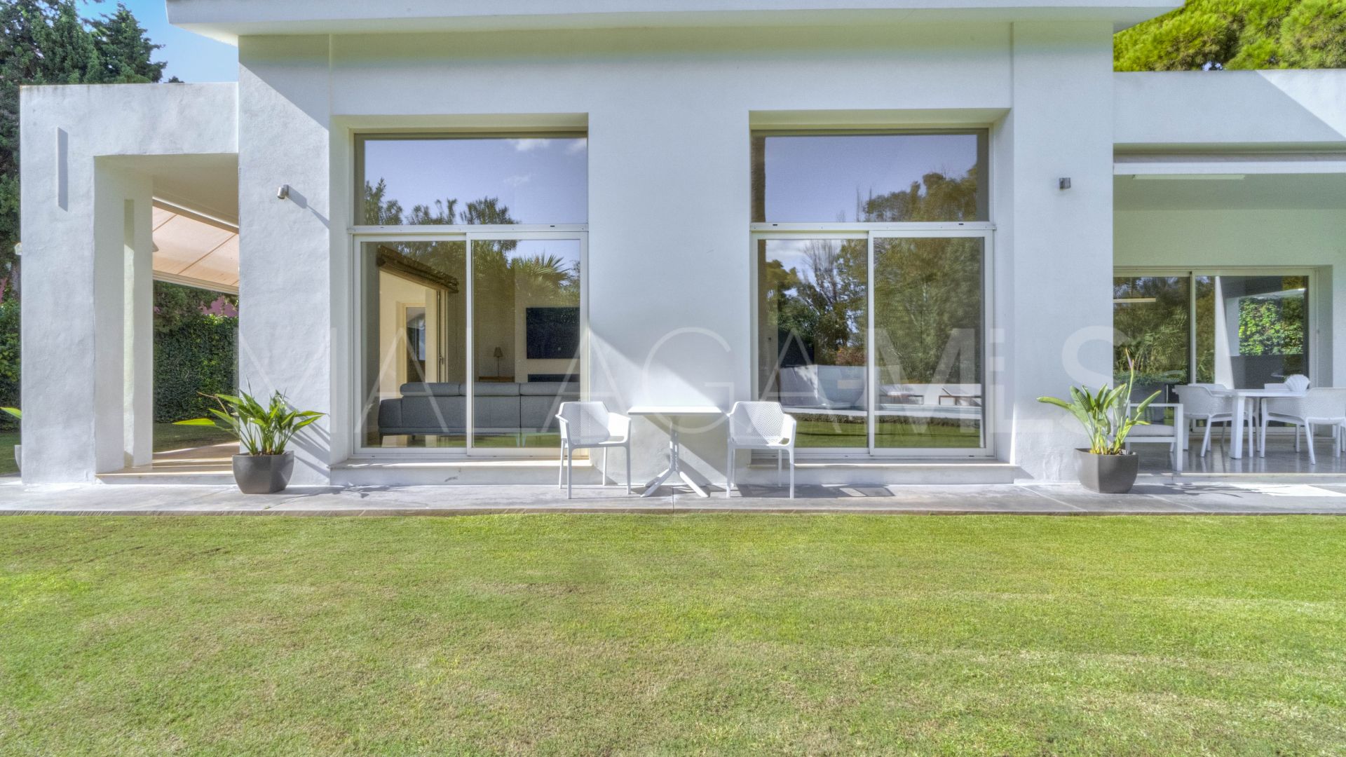 Villa for sale in Casasola