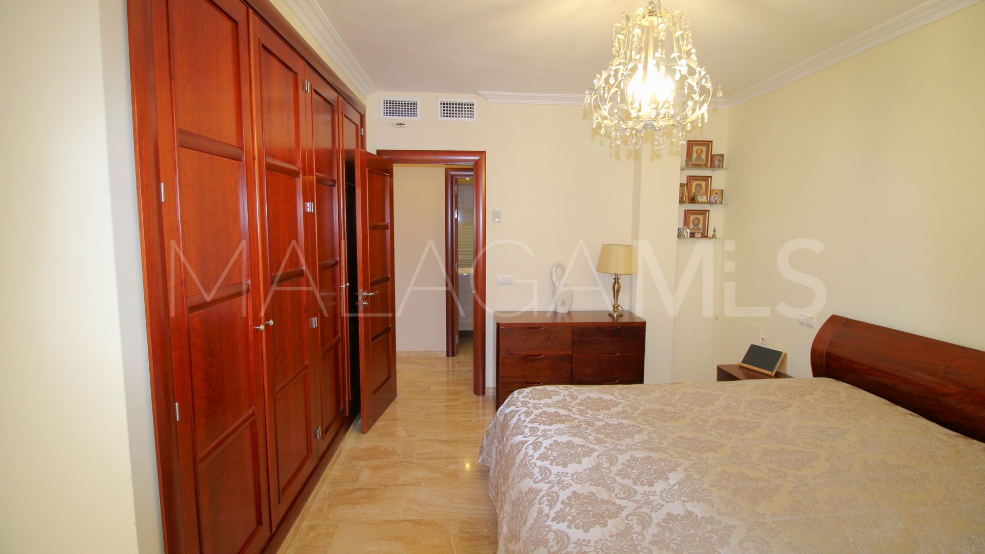 3 bedrooms town house in Sitio de Calahonda for sale