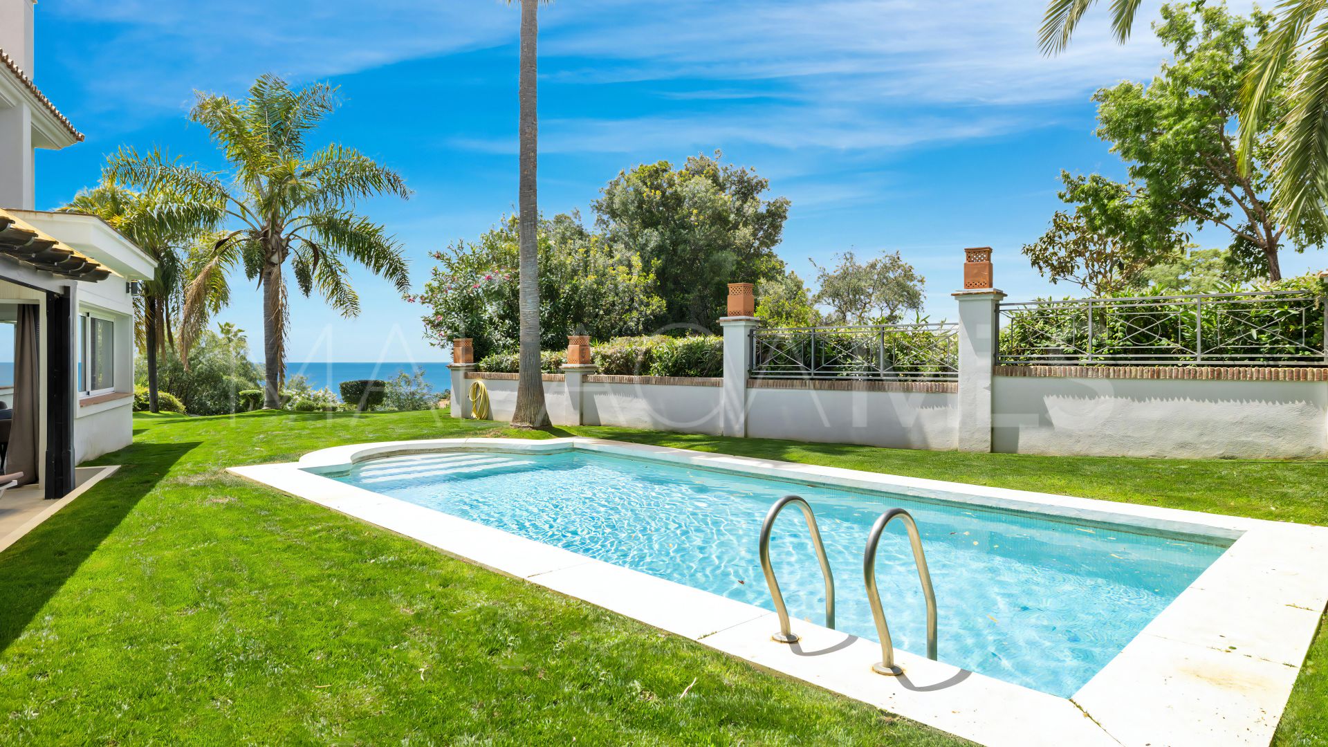 Villa for sale in Marbella Est