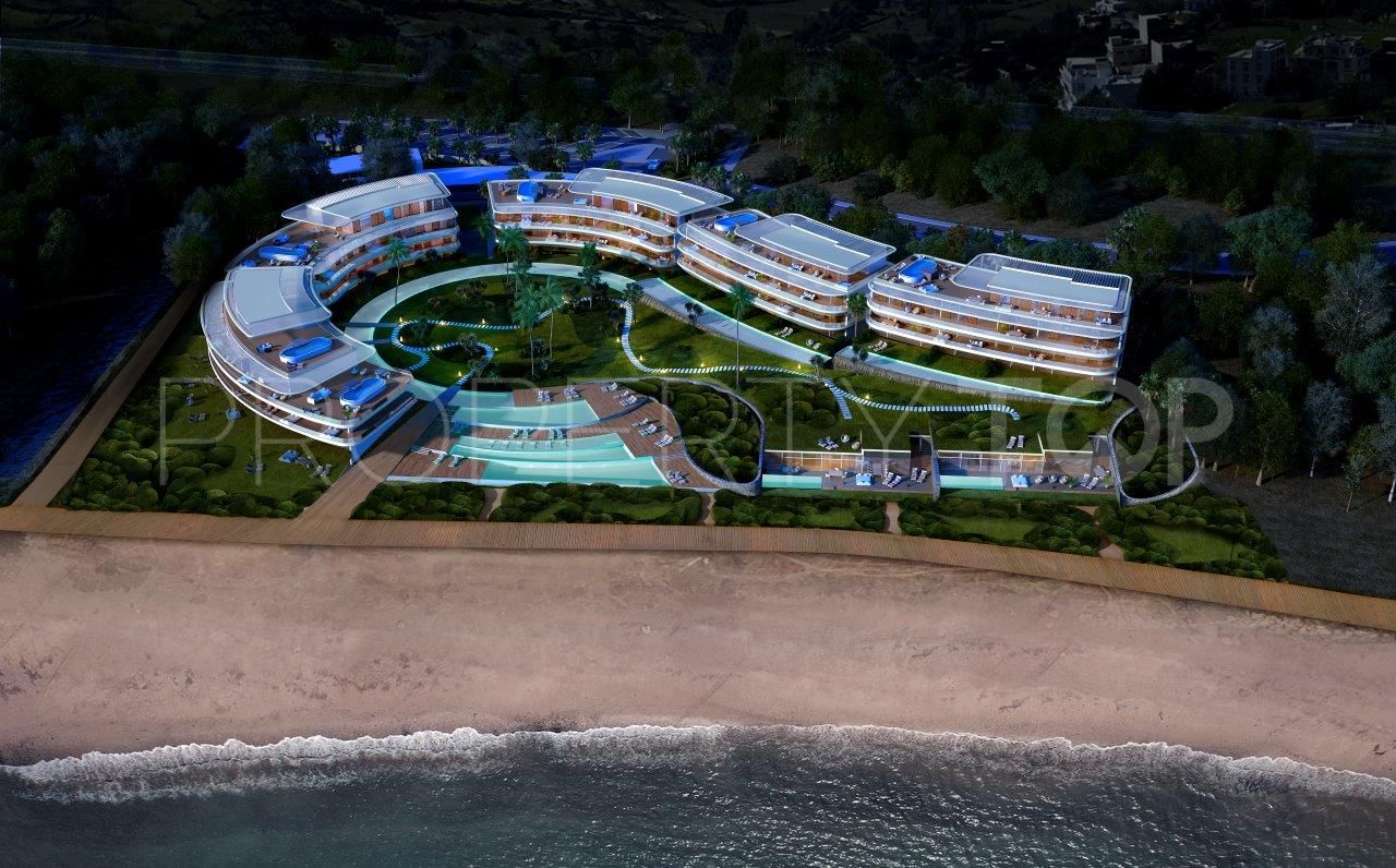 Comprar apartamento planta baja en Estepona Playa de 3 dormitorios