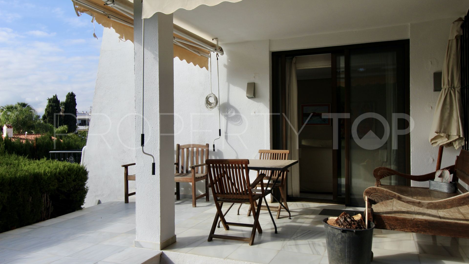 Nueva Andalucia, chalet con 3 dormitorios en venta