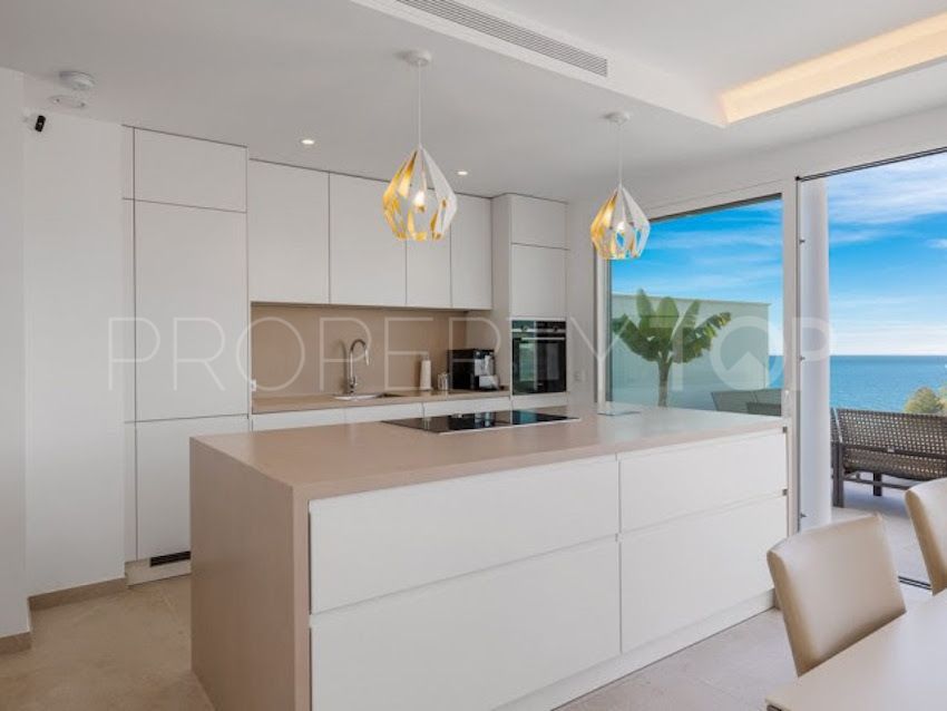 For sale 3 bedrooms penthouse in Benalmadena