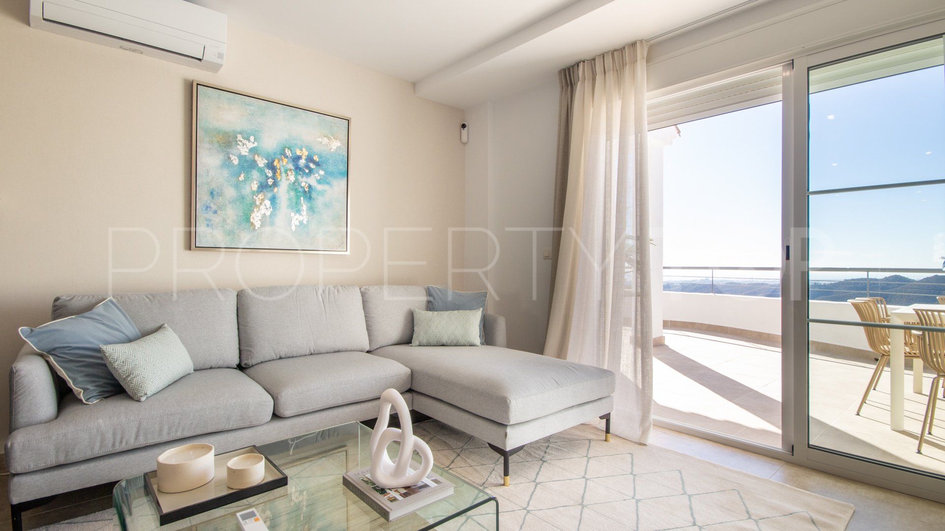 Apartamento en venta con 2 dormitorios en Cerros del Lago