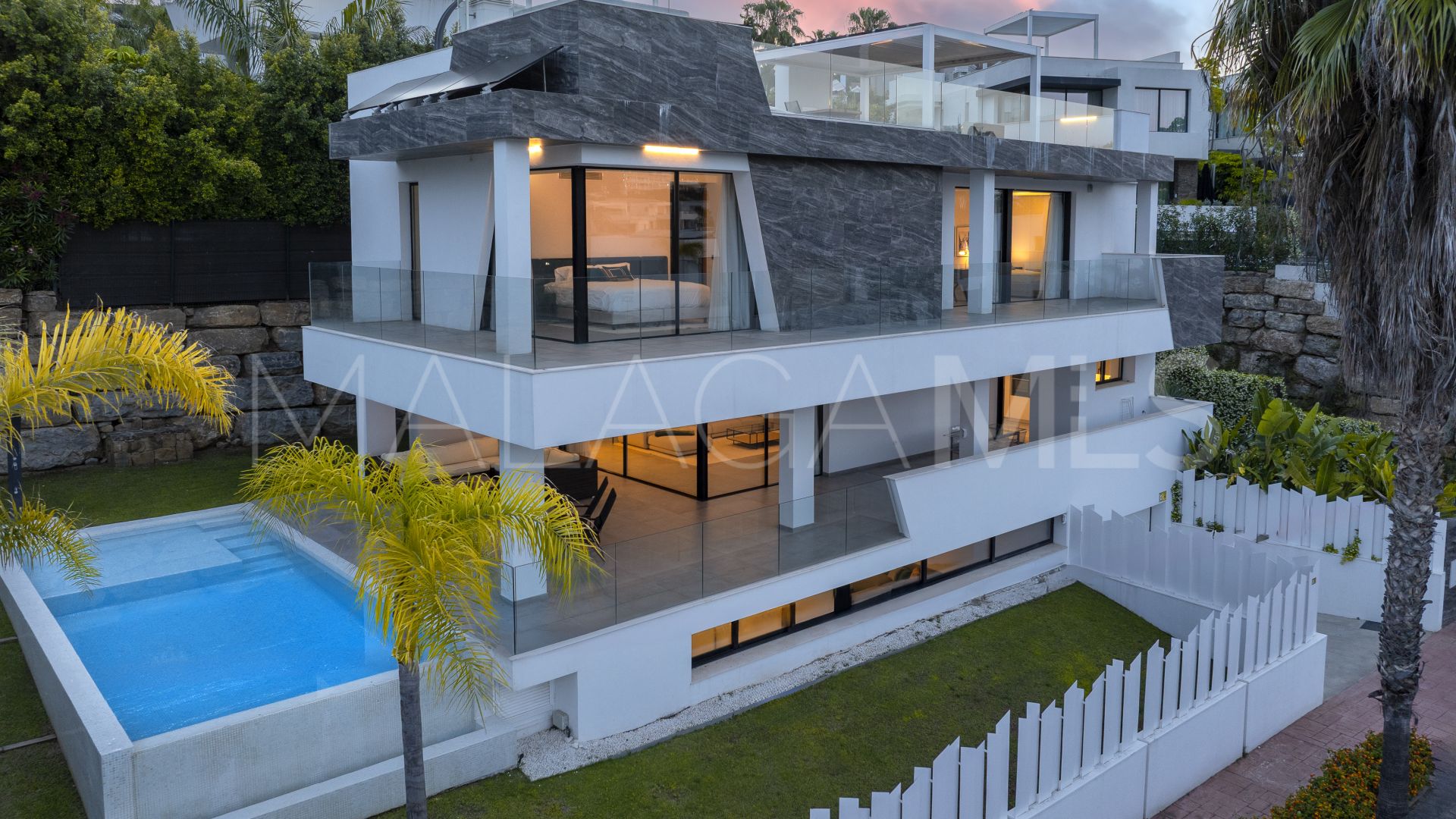 Villa for sale in El Campanario