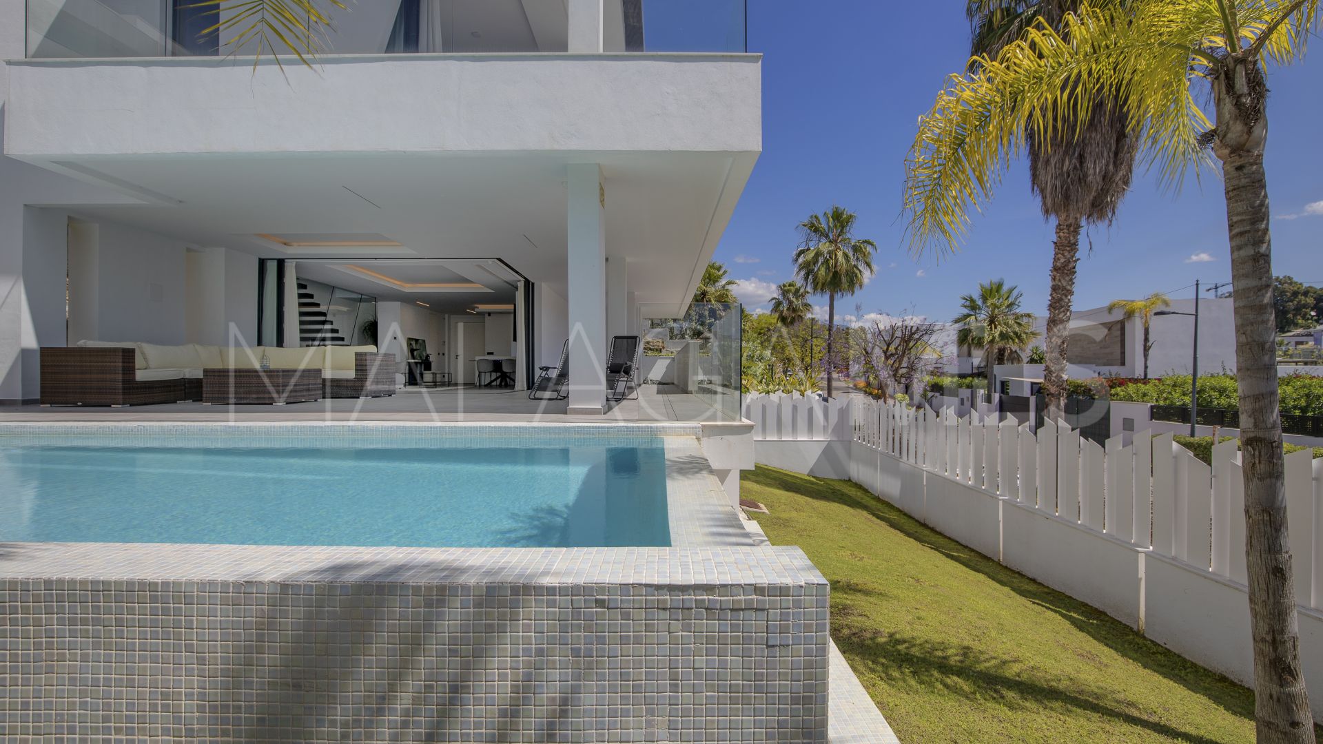 Villa for sale in El Campanario