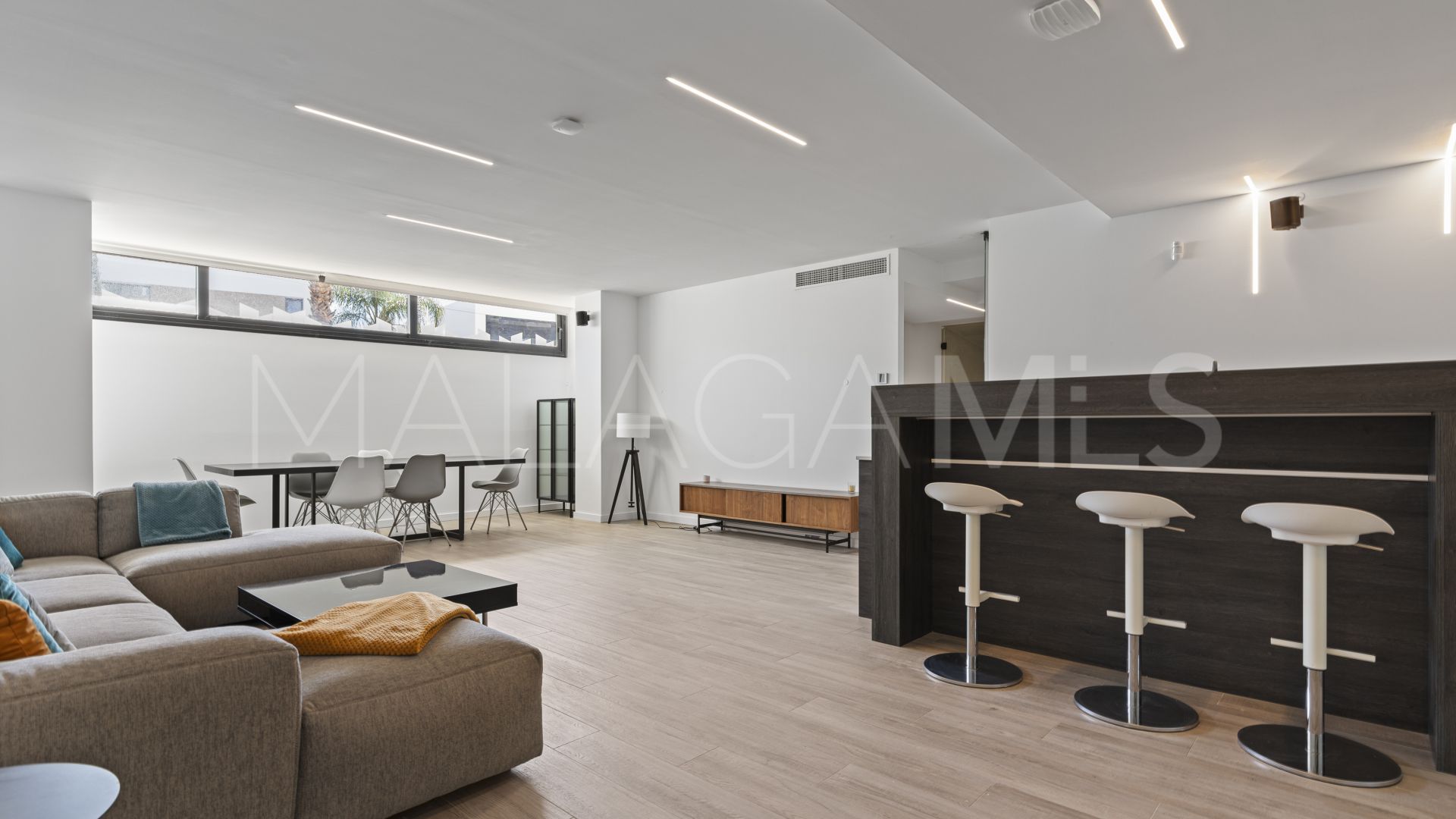 Villa for sale in El Campanario