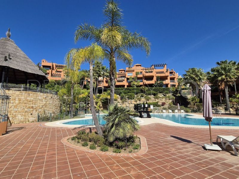 Apartamento en venta de 3 dormitorios en Alminar de Marbella