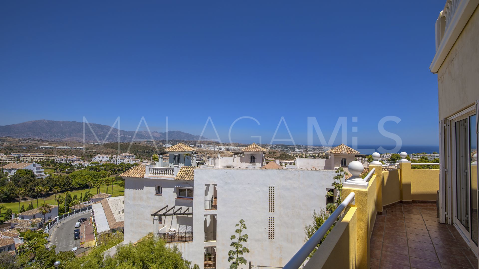 Duplex for sale in Riviera del Sol