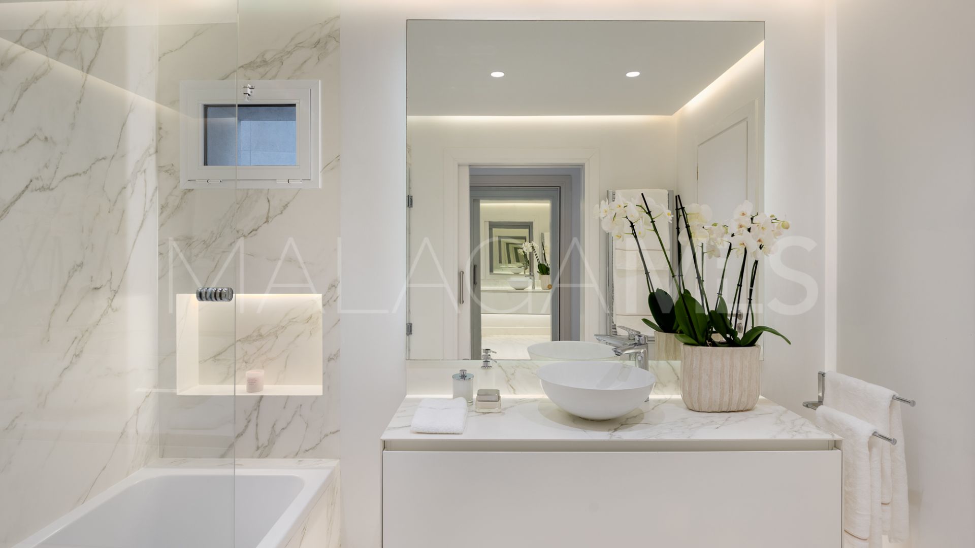 Markplanslägenhet for sale in Los Granados