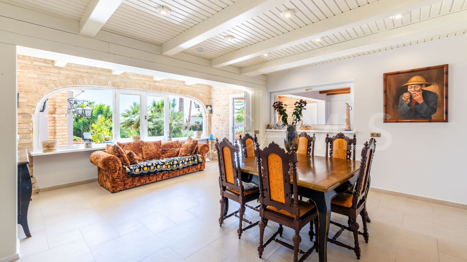 Villa for sale in Benahavis