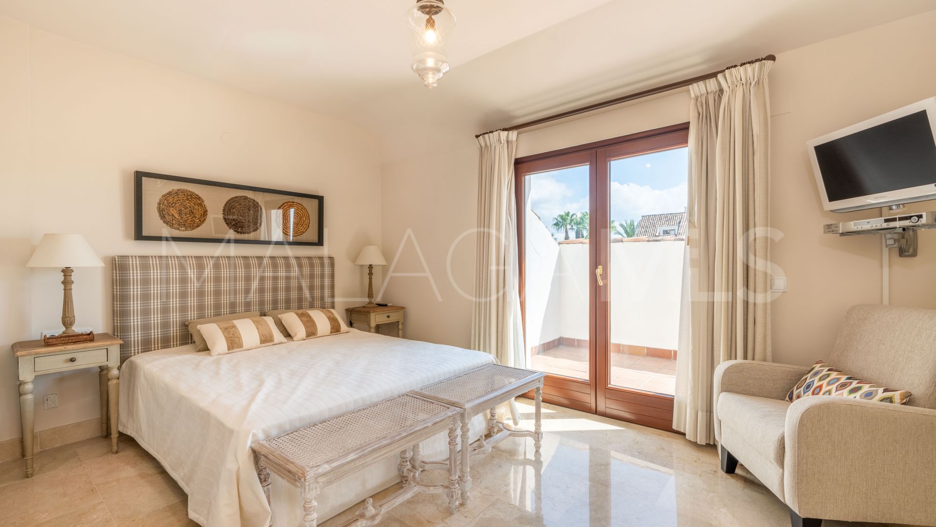 Atico duplex for sale in Lomas del Rey de 4 bedrooms