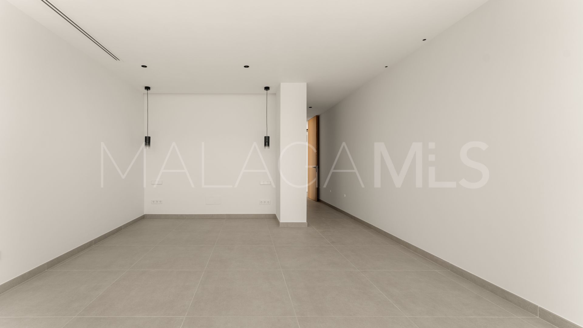 Villa for sale in Cortijo Blanco with 8 bedrooms