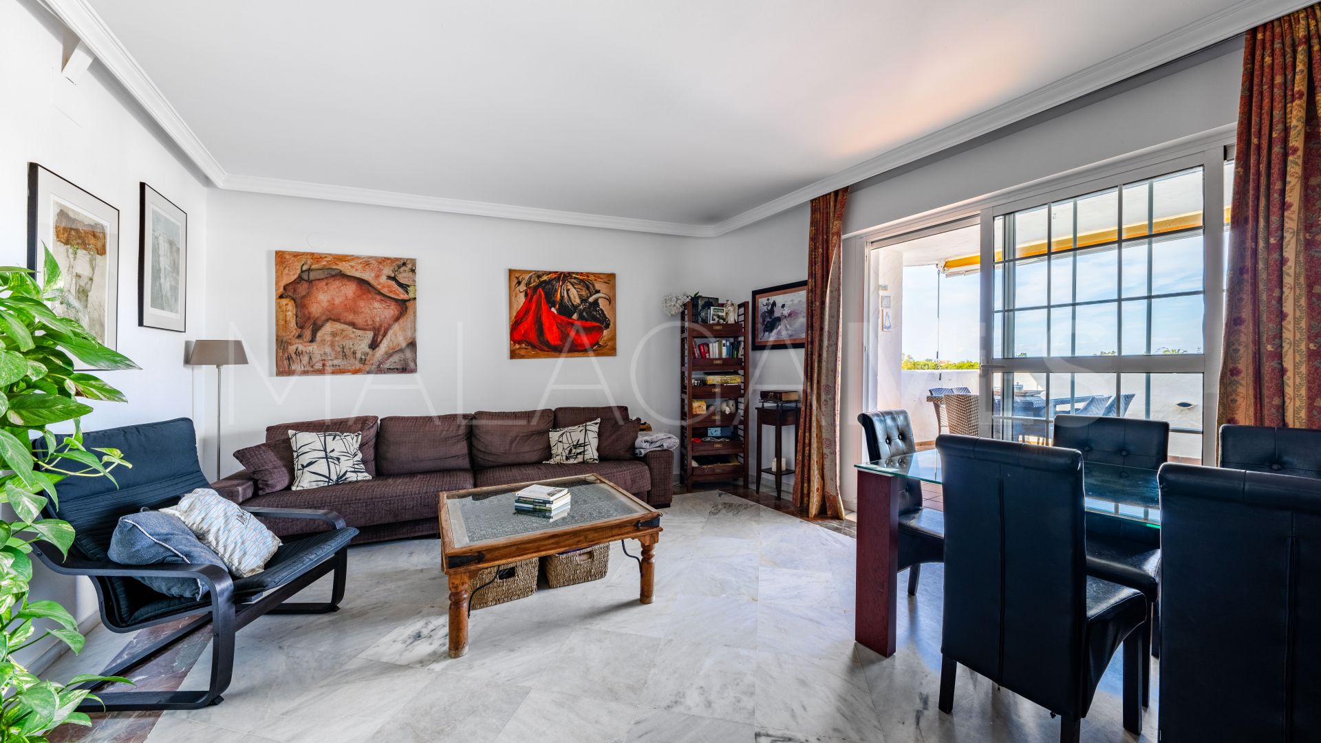 Atico duplex for sale de 3 bedrooms in Nueva Andalucia