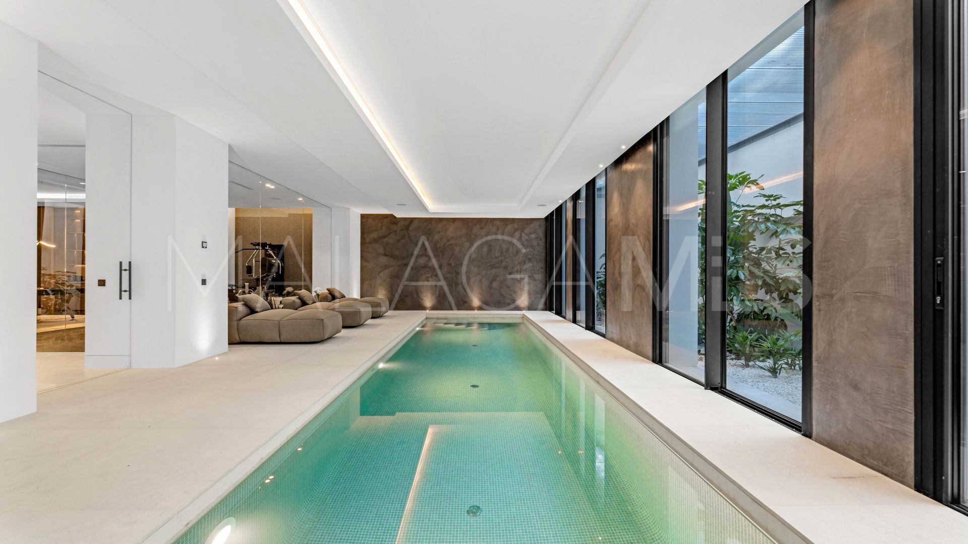 Villa for sale in Cascada de Camojan