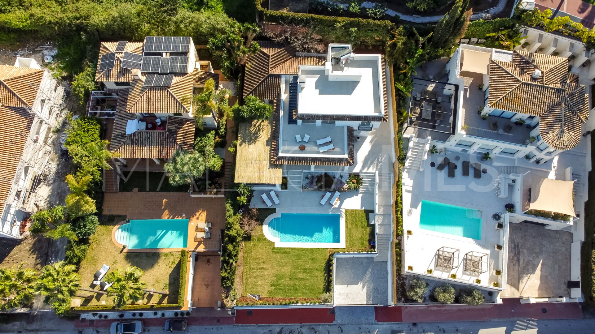 Se vende villa de 5 bedrooms in Las Brisas