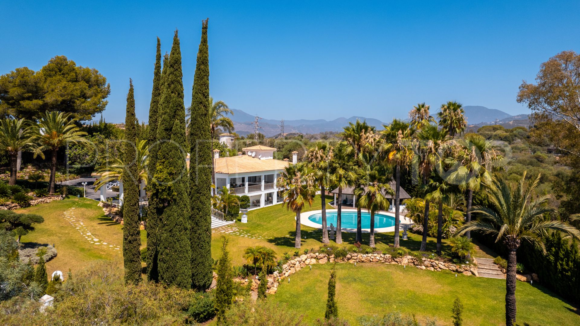 Villa en venta en Las Lomas del Marbella Club de 7 dormitorios