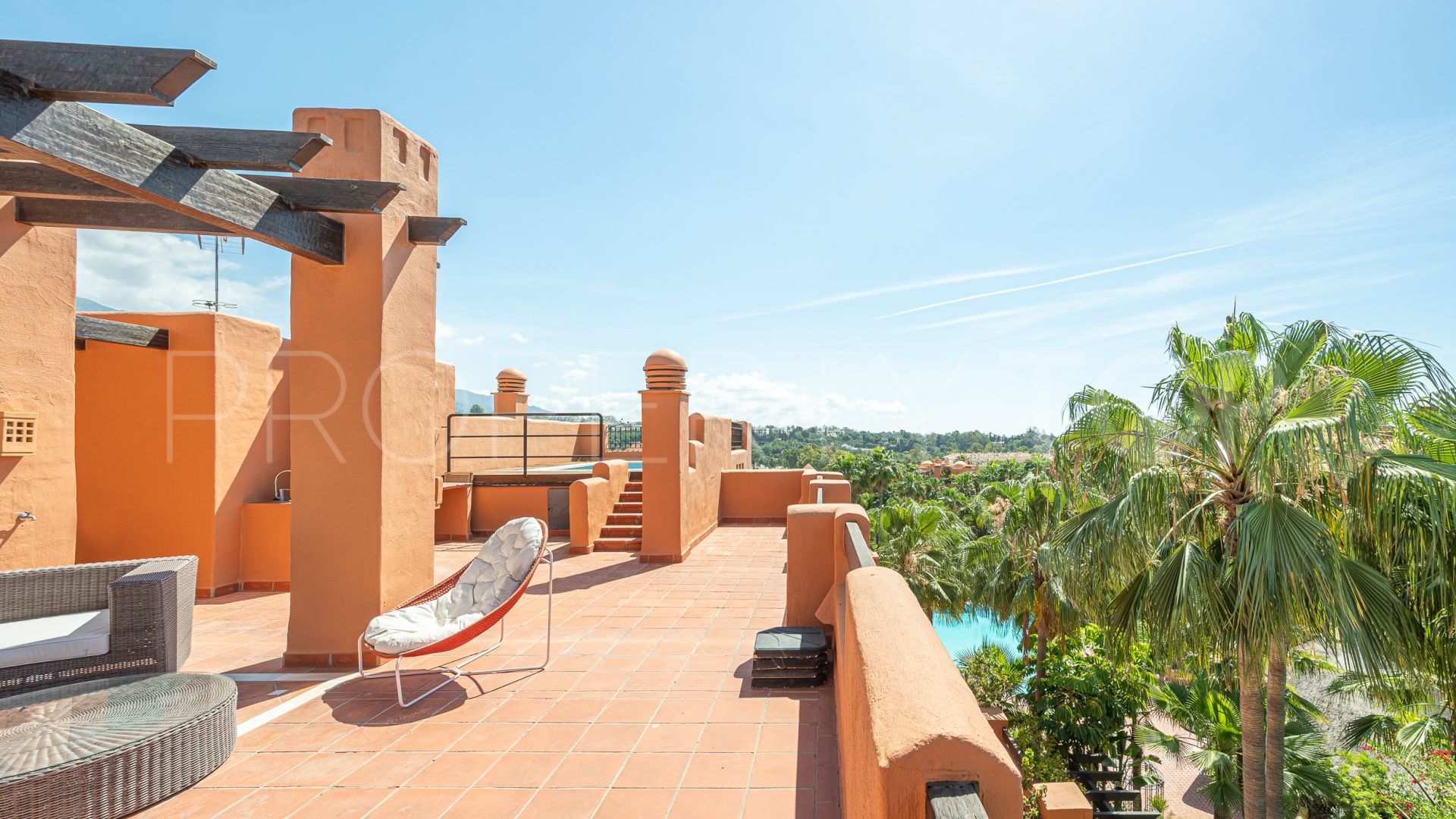 Duplex penthouse for sale in La Alzambra Hill Club with 3 bedrooms