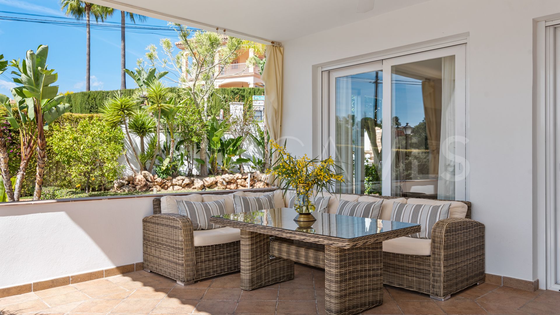 Villa with 4 bedrooms for sale in Elviria