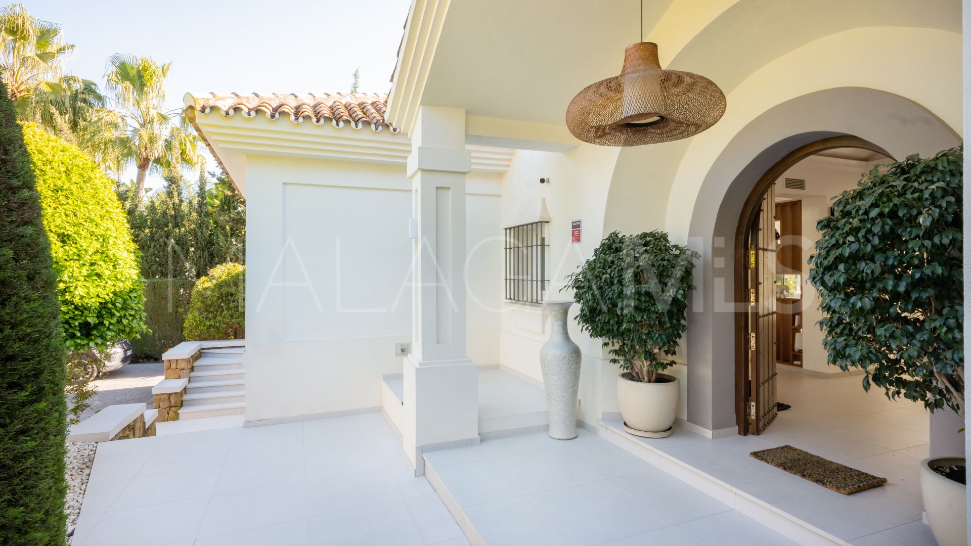 Villa for sale in Casasola