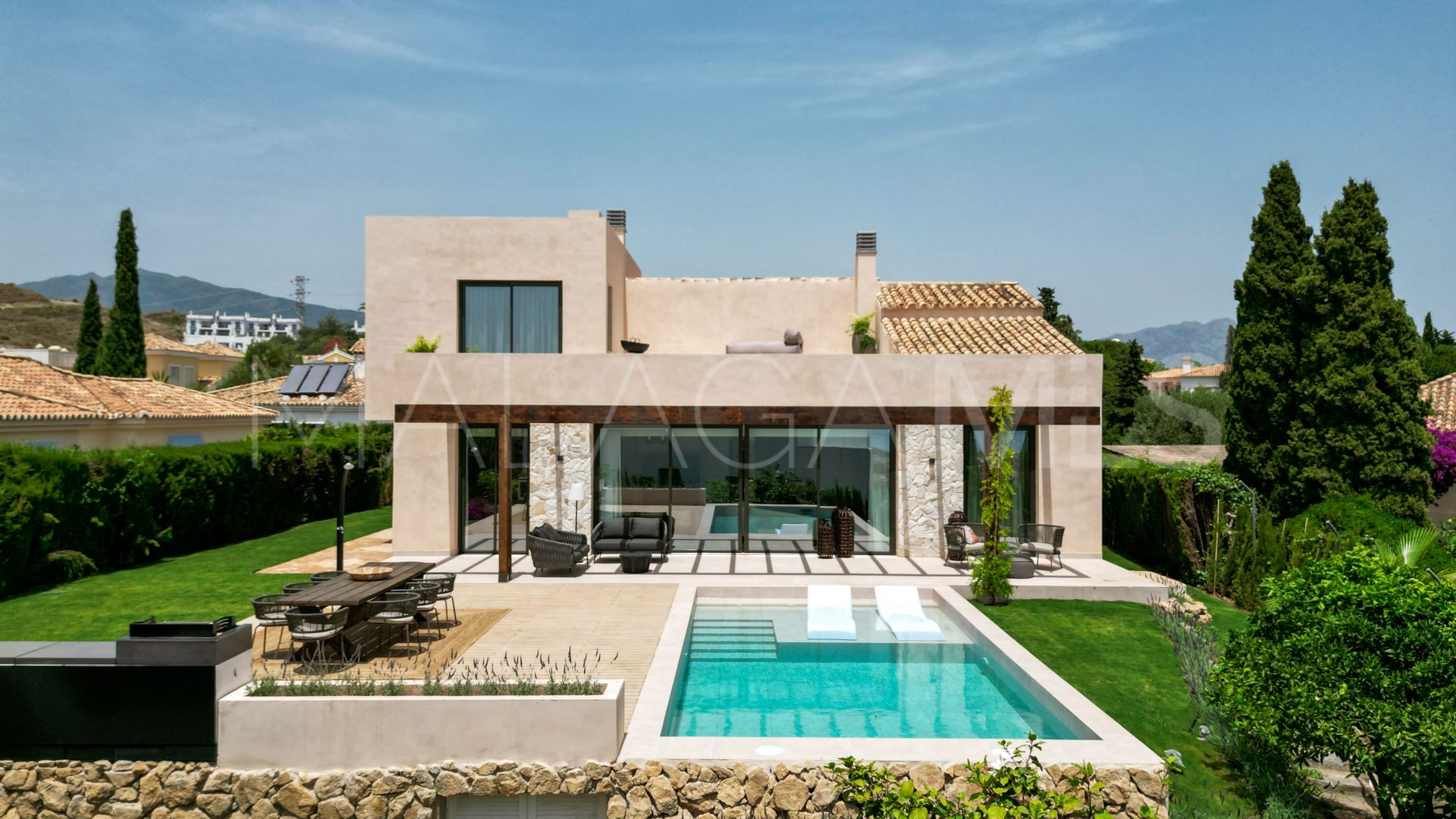 Villa for sale in Paraiso Alto