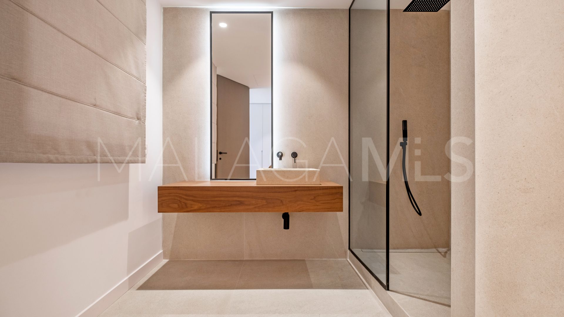 Villa for sale in Paraiso Alto