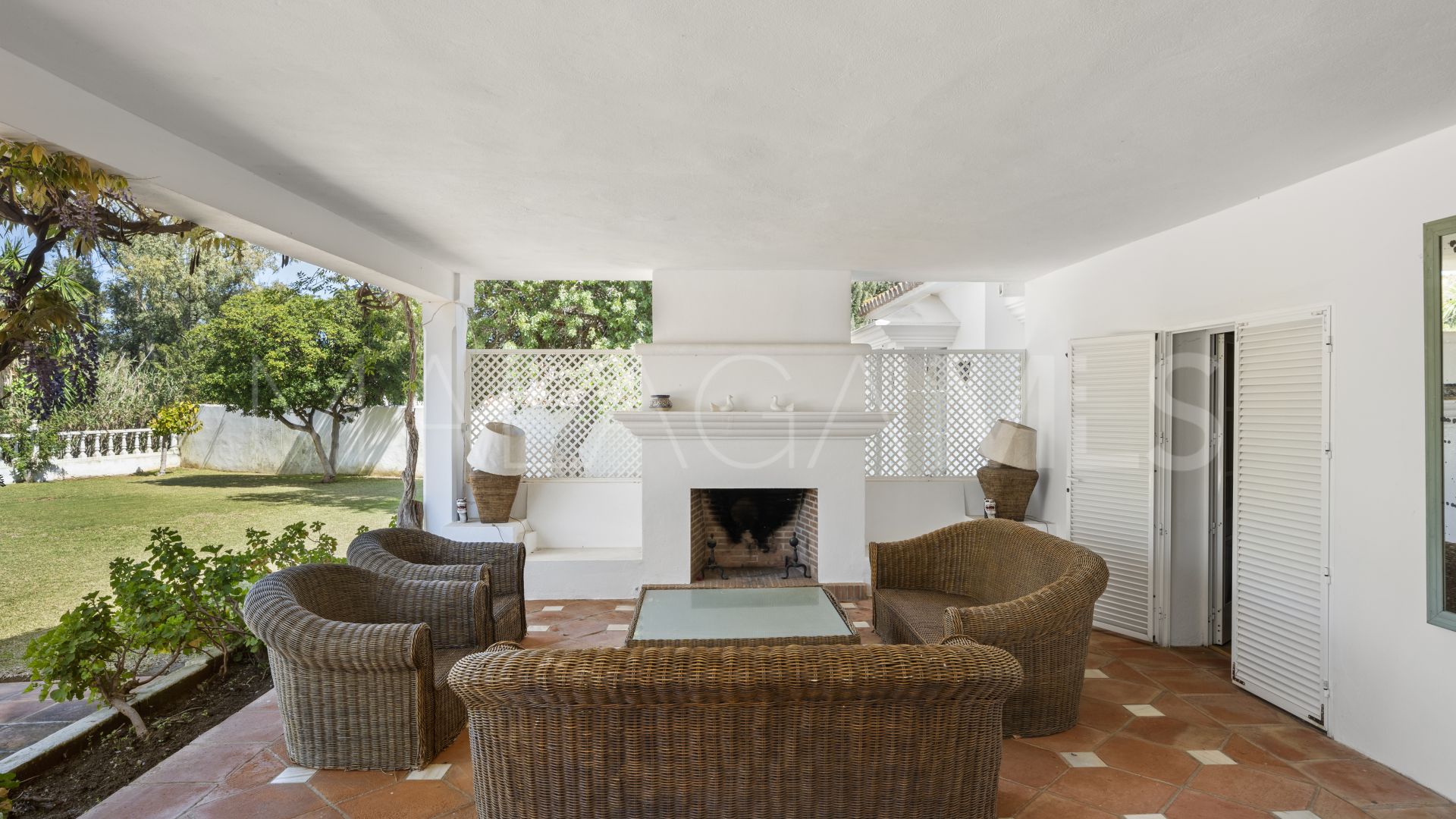 Villa for sale in Casasola