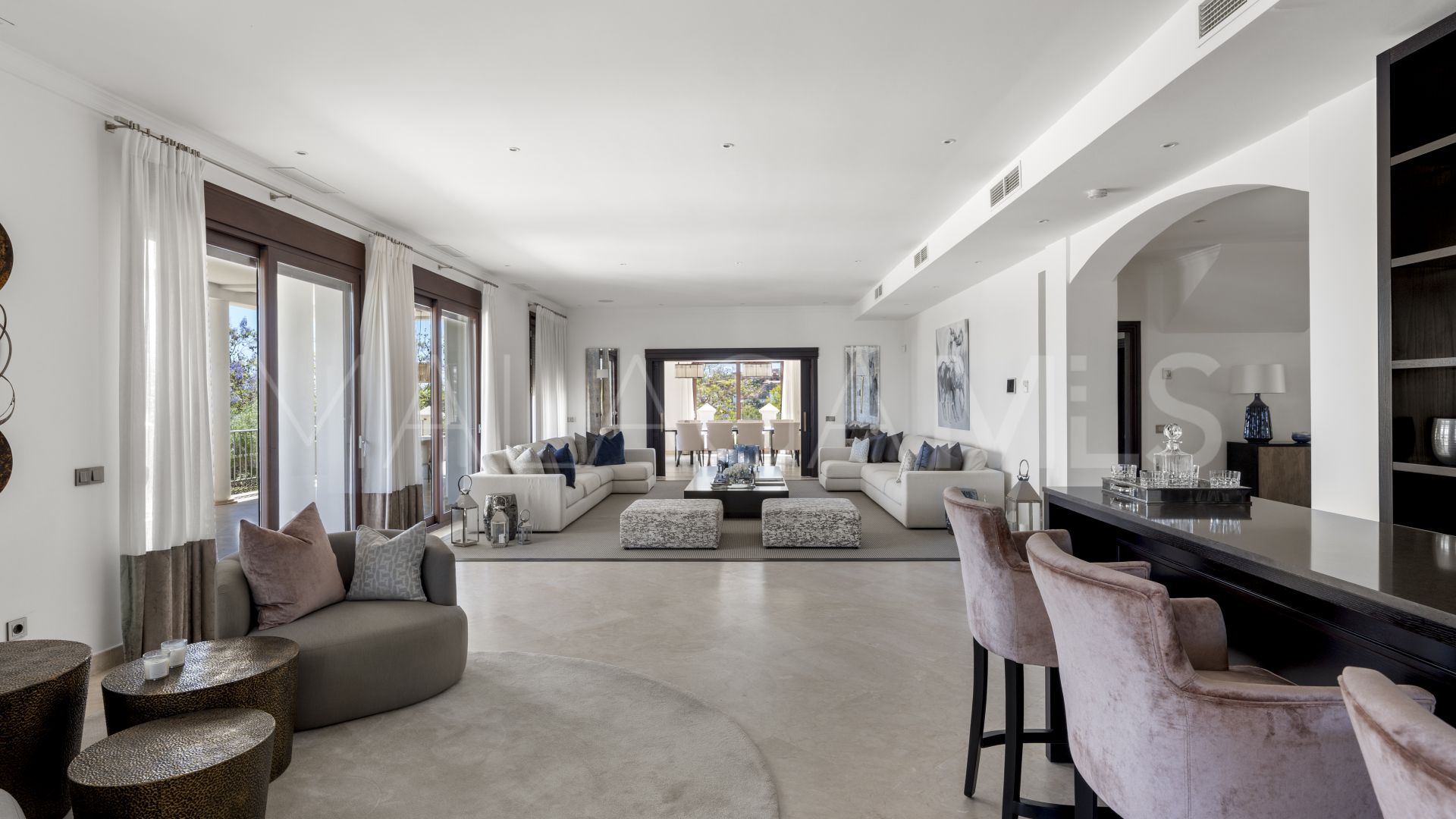 Guadalmina Alta 6 bedrooms villa for sale