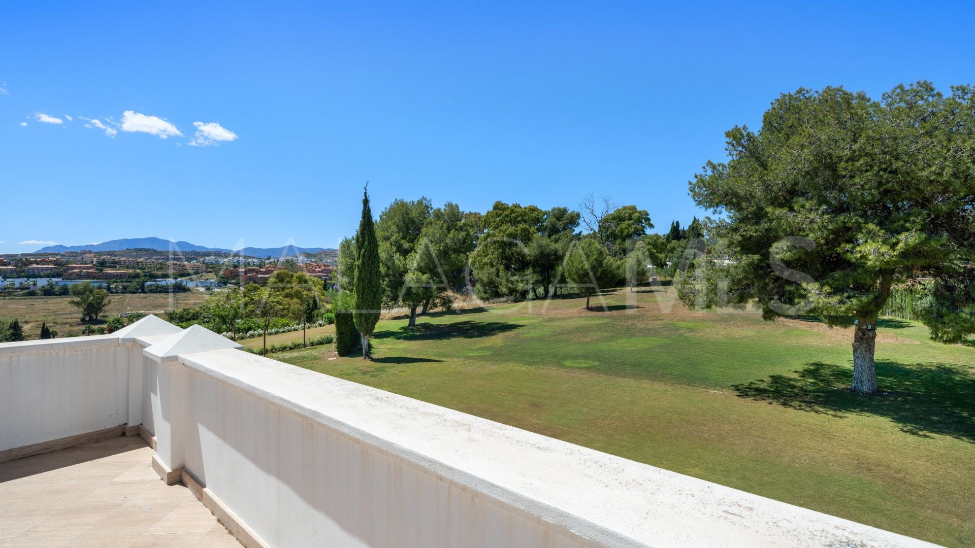 Guadalmina Alta 6 bedrooms villa for sale