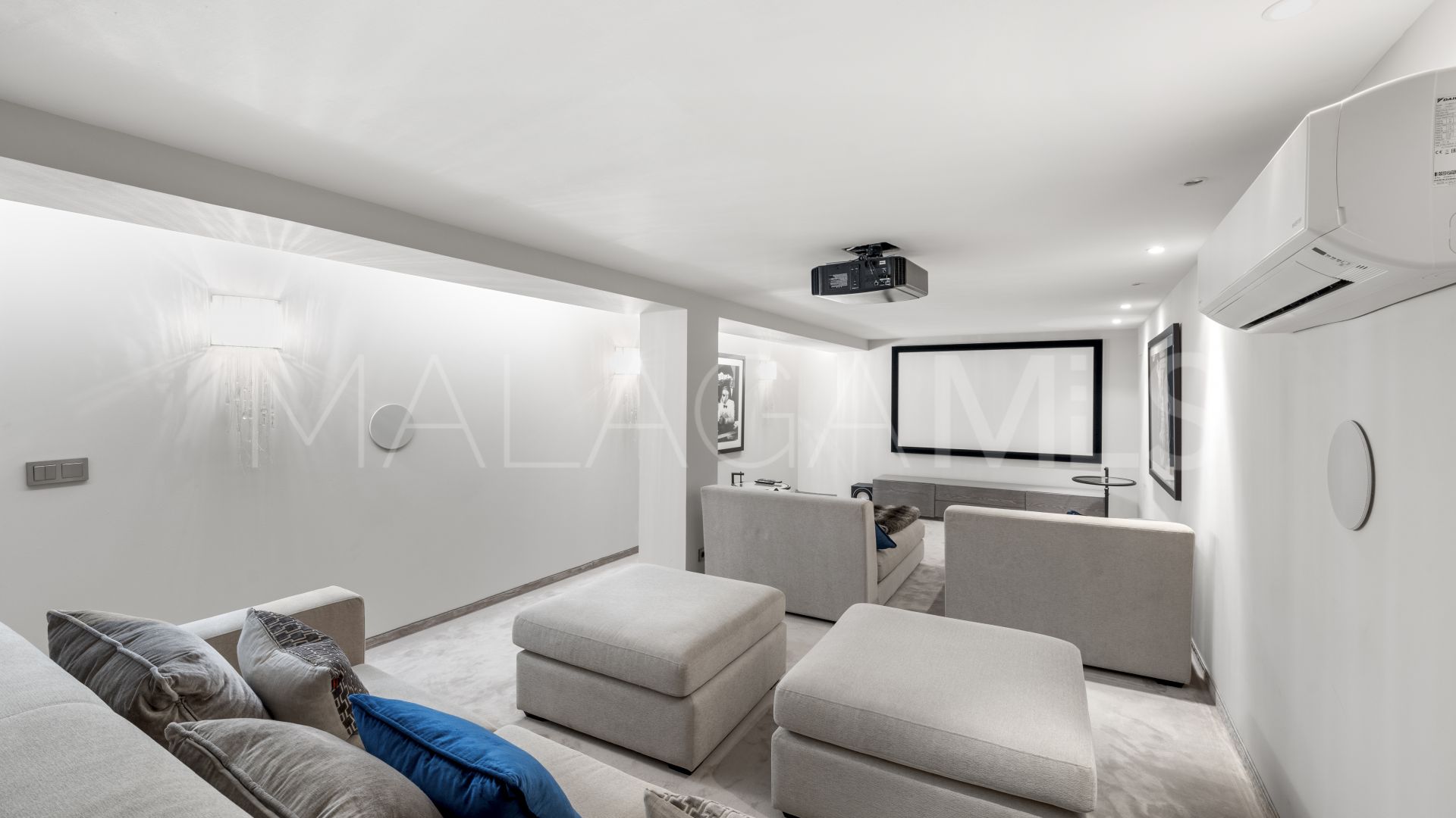 Guadalmina Alta 6 bedrooms villa for sale