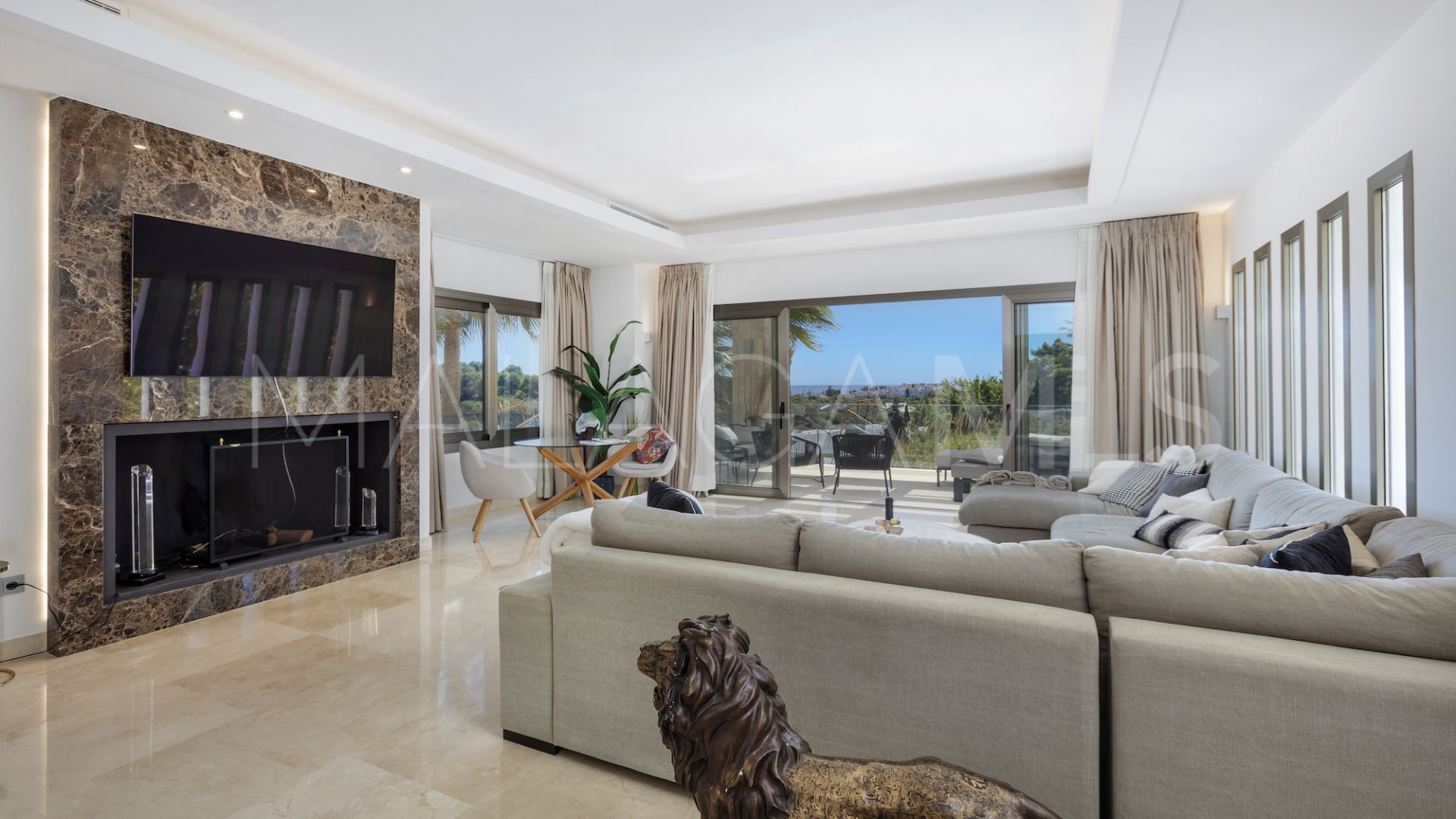 Villa for sale in El Paraiso