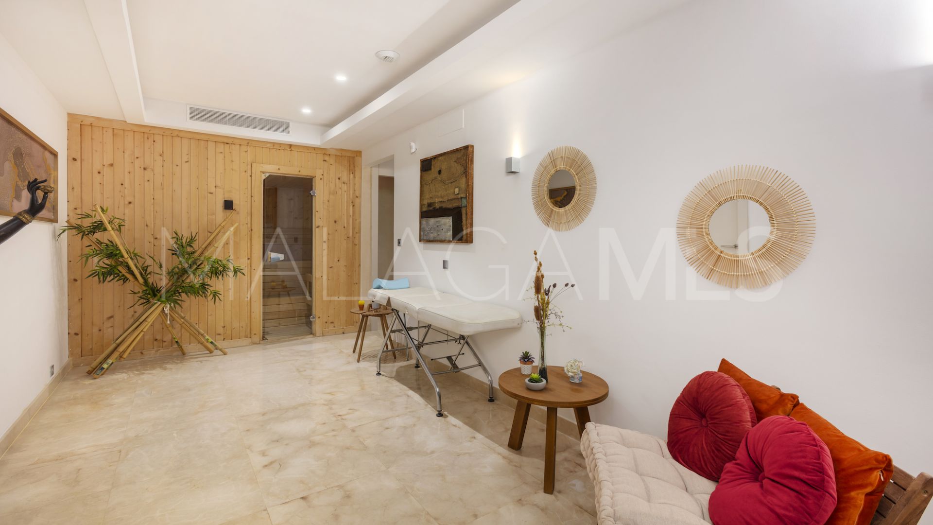 Villa for sale in El Paraiso