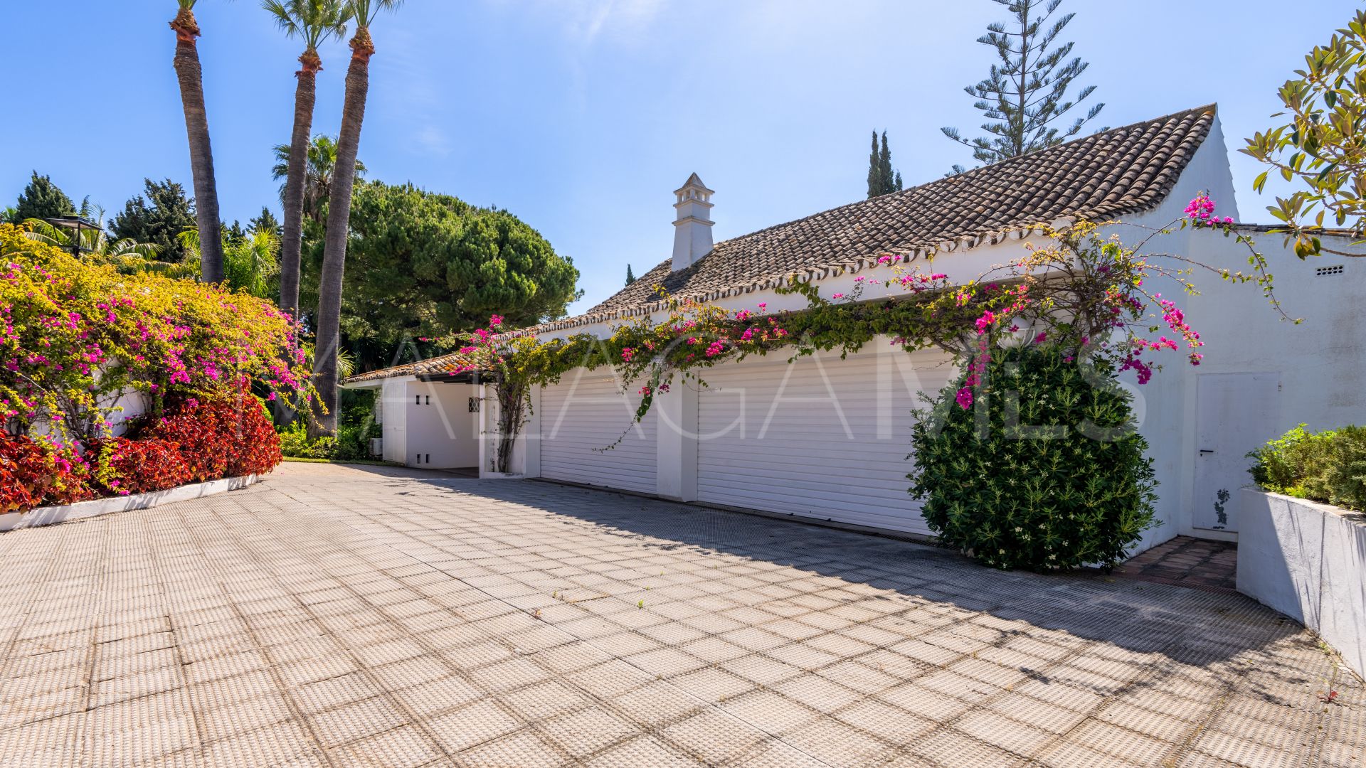 Villa for sale in Las Lomas del Marbella Club