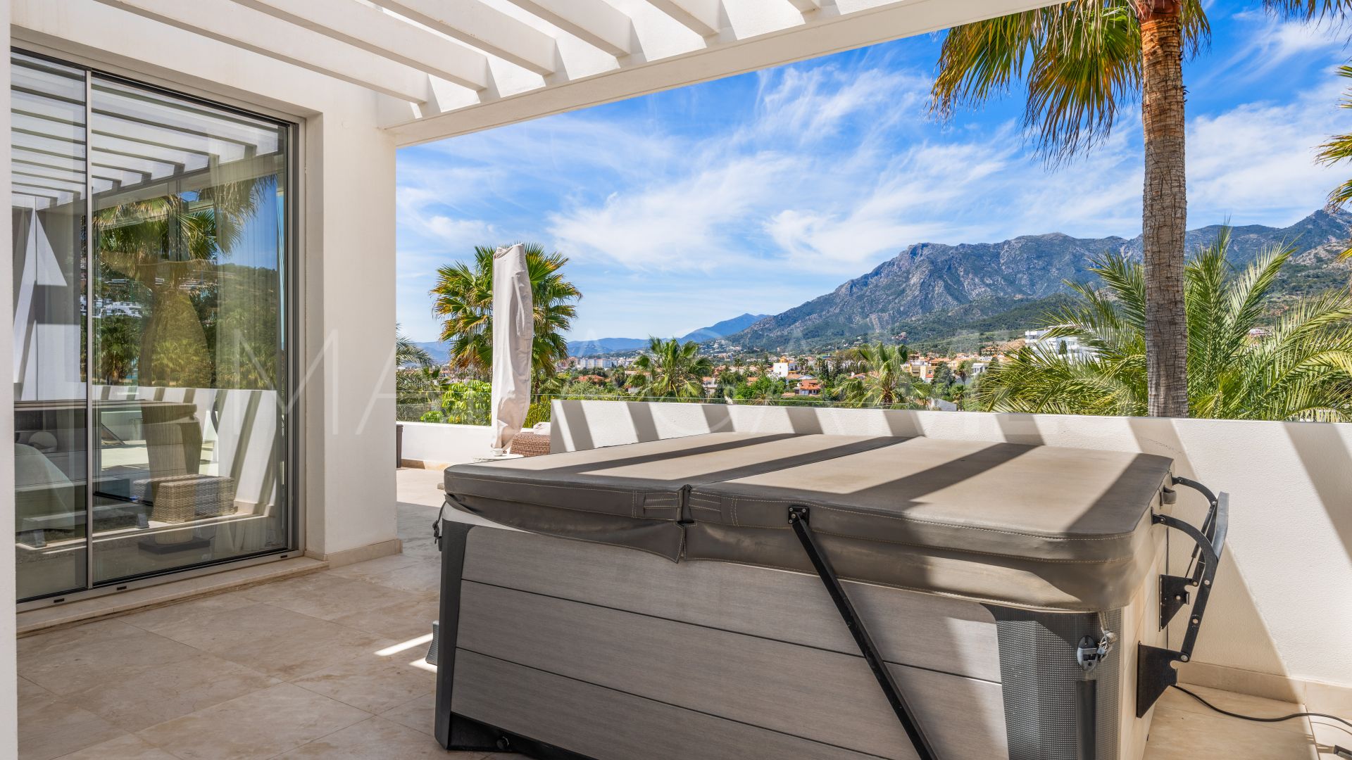 Villa for sale in La Finca de Marbella