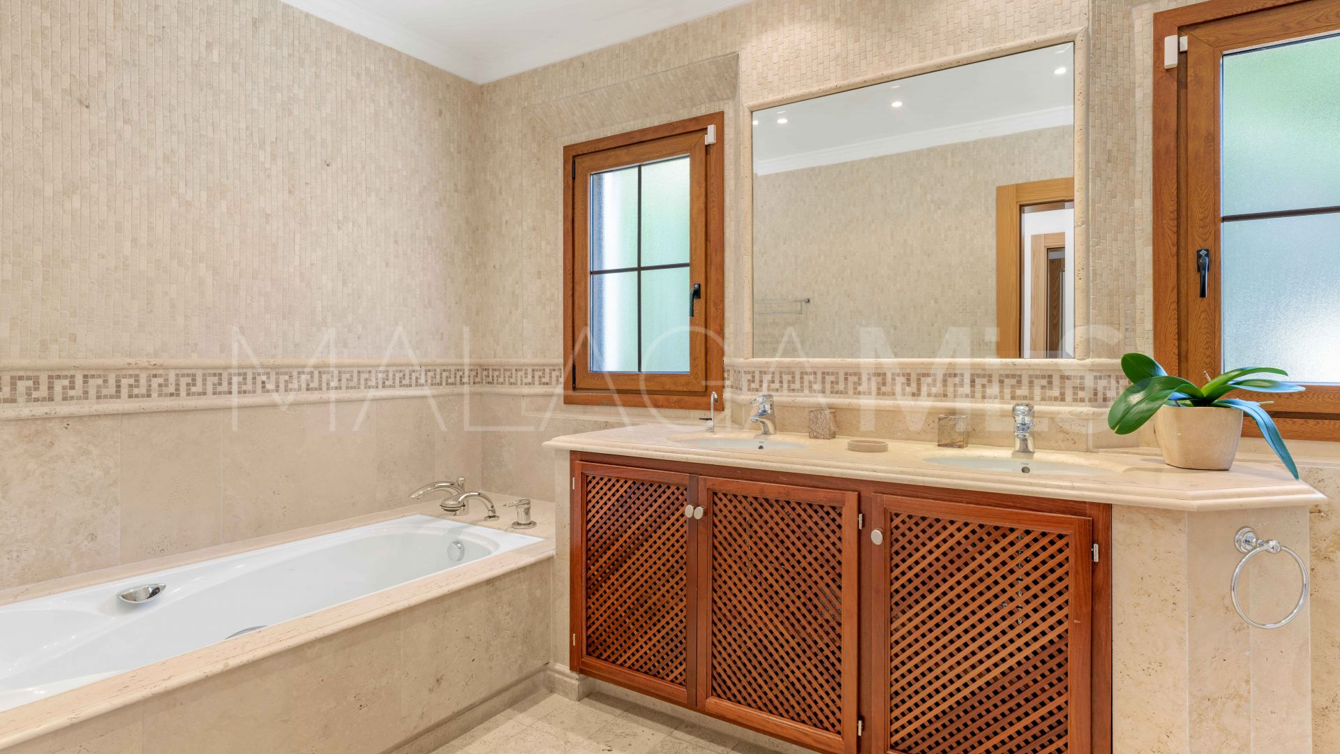 Se vende villa in La Zagaleta de 7 bedrooms