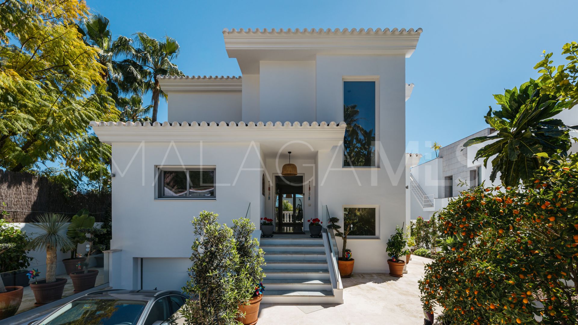 Villa a la venta in Nagüeles de 4 bedrooms