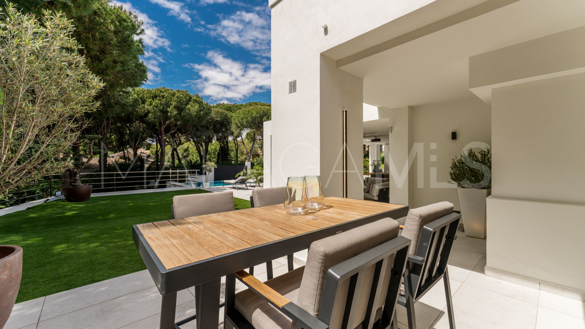 Hacienda las Chapas 6 bedrooms villa for sale