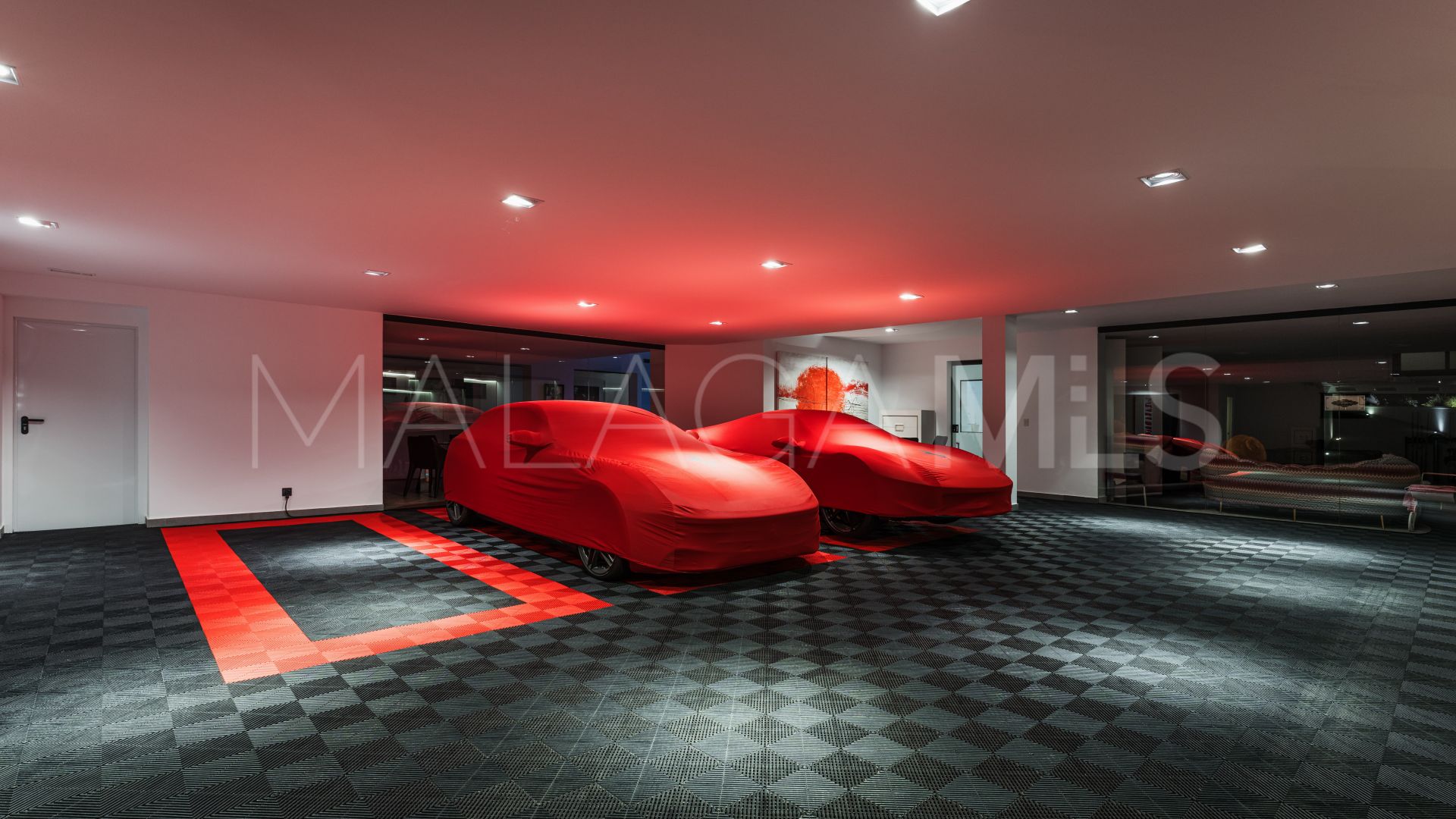Hacienda las Chapas 6 bedrooms villa for sale