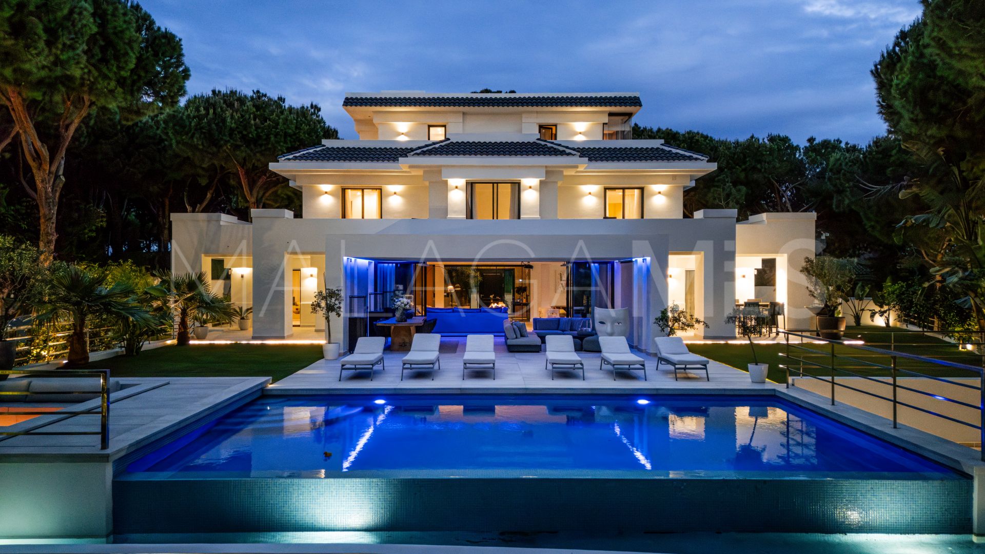 Hacienda las Chapas 6 bedrooms villa for sale